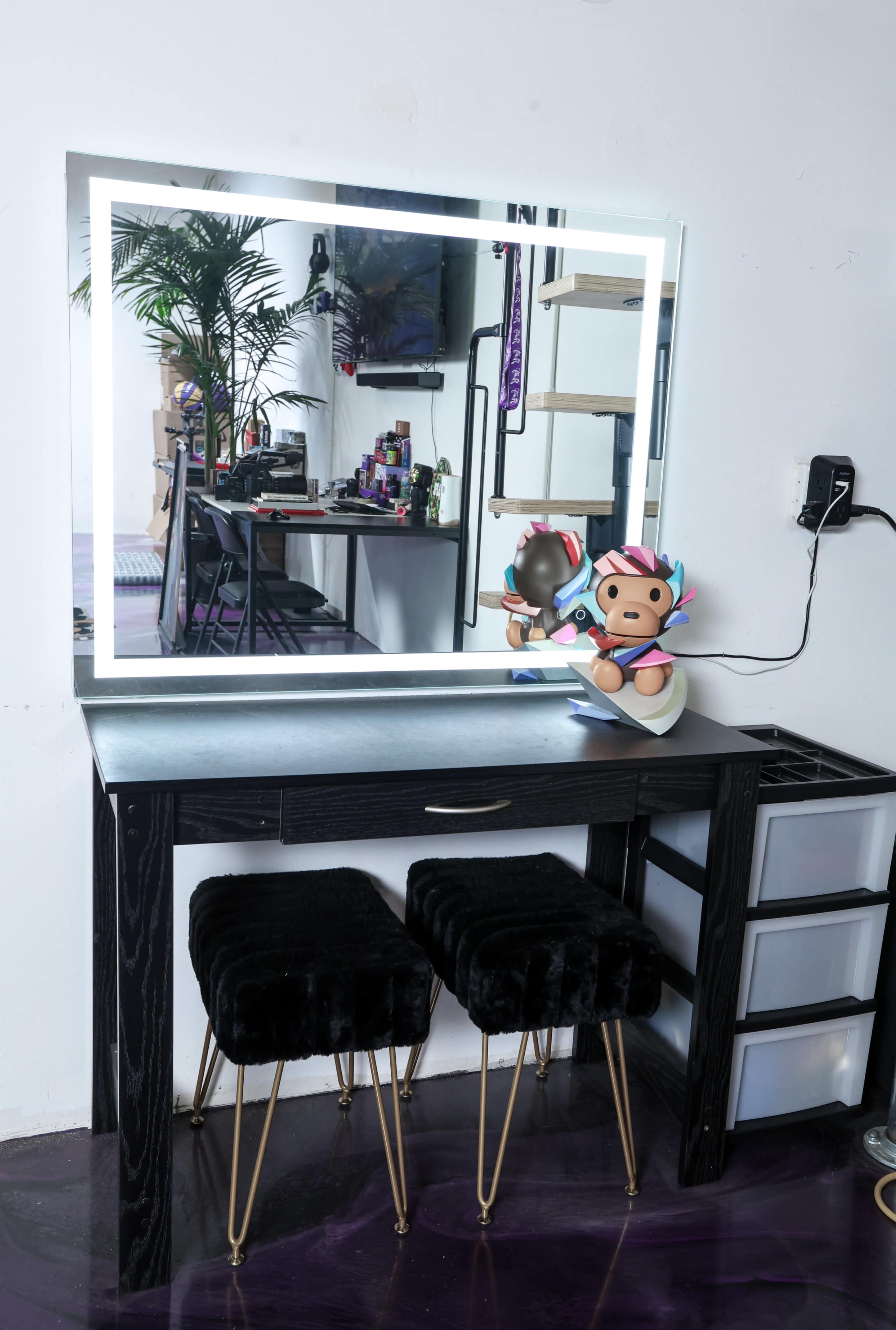 Creative media production / photography / podcast studio Image in Signal Hill, Signal Hill, CA