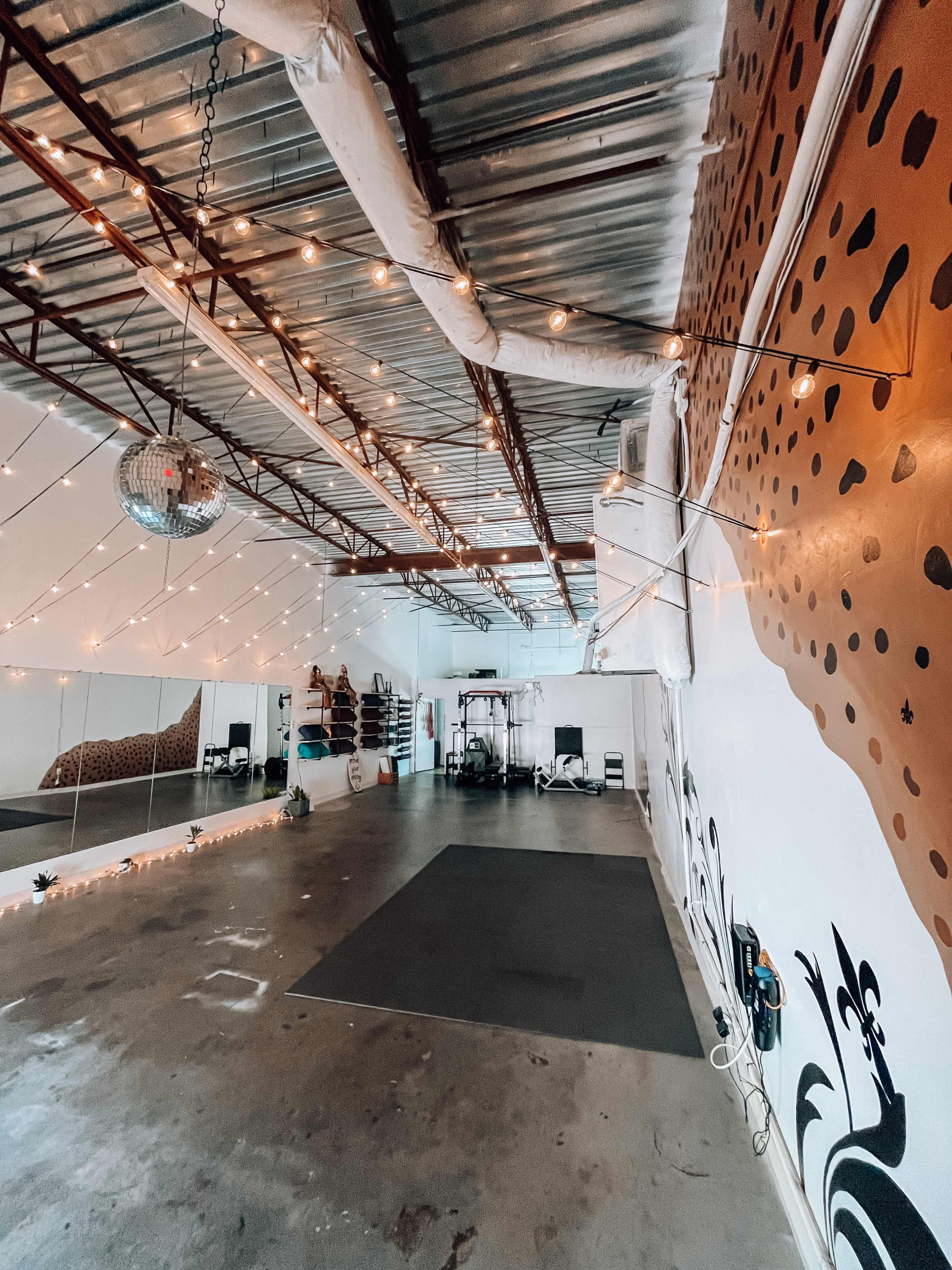 High Vibe & Artistic Warehouse Studio Space Image in Lealman, St Petersburg, FL