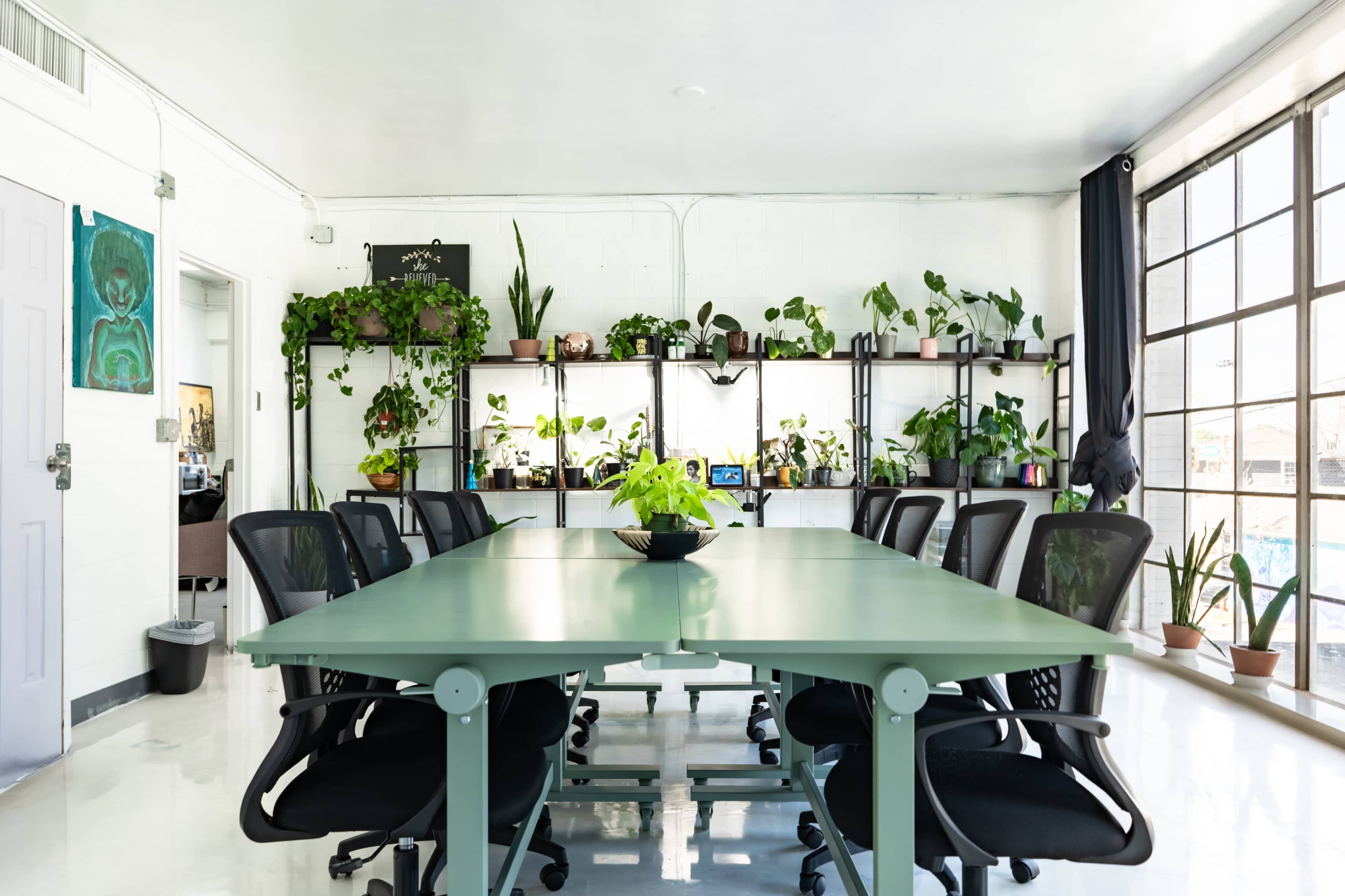 Versatile Plant Studio for Team Meetings, Classes and Workshops Image in Lakewood Heights, Atlanta, GA
