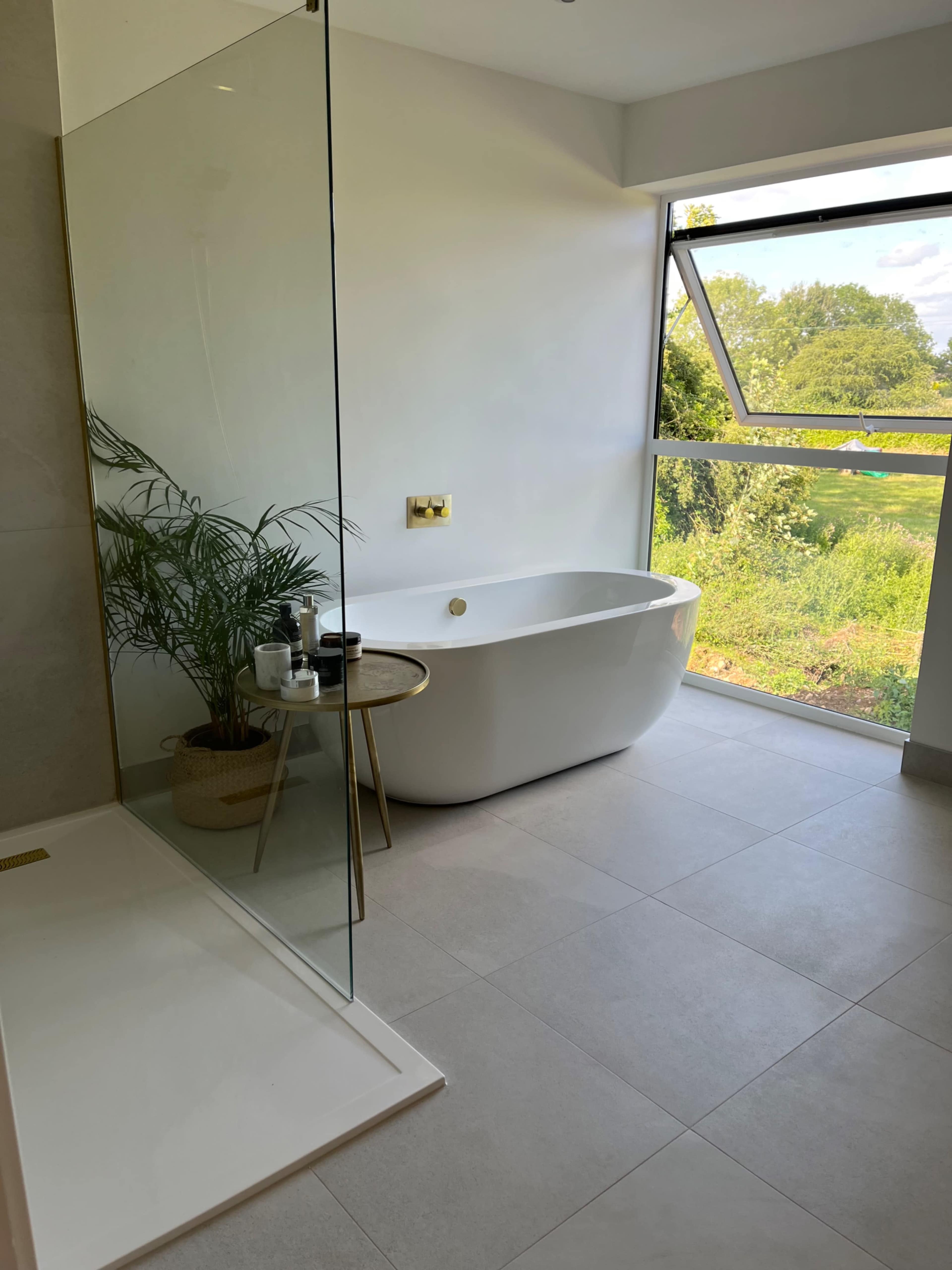 Rural modern residence with scenic views and lots of natural light Image in Great Somerford, Great Somerford, ENG