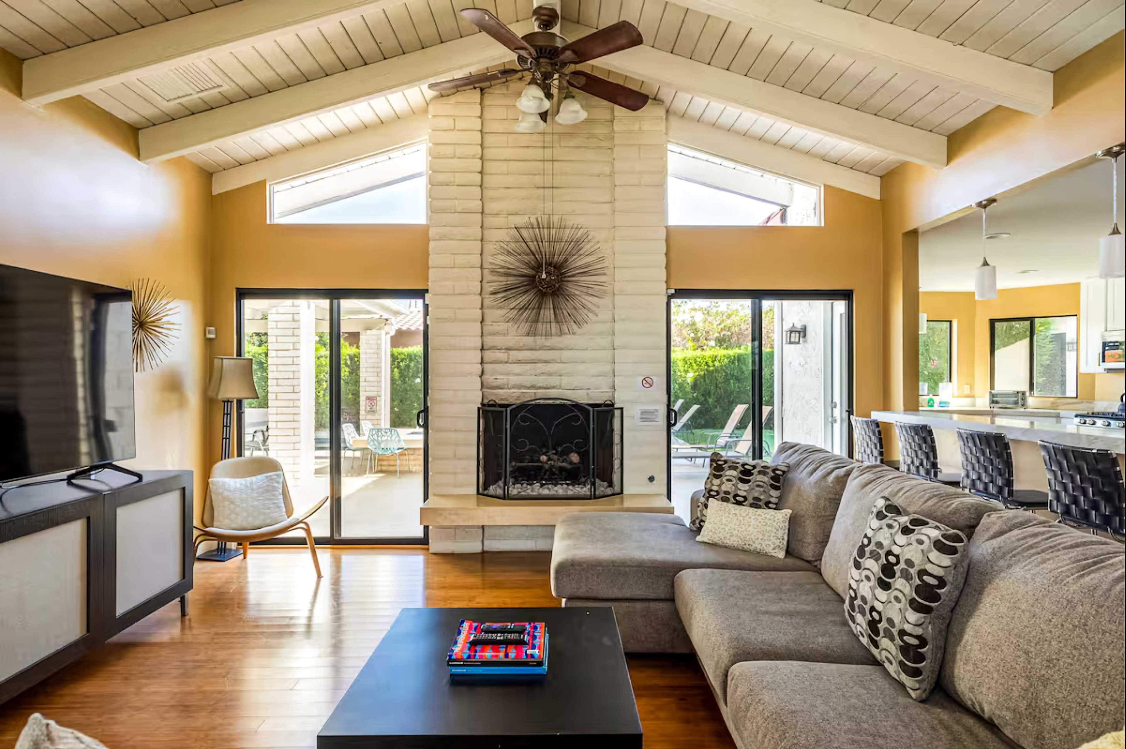 Photo inspiration: Gallery Detail: Luxury Locations Spacious Light Filled Home Ideal For Photo Video