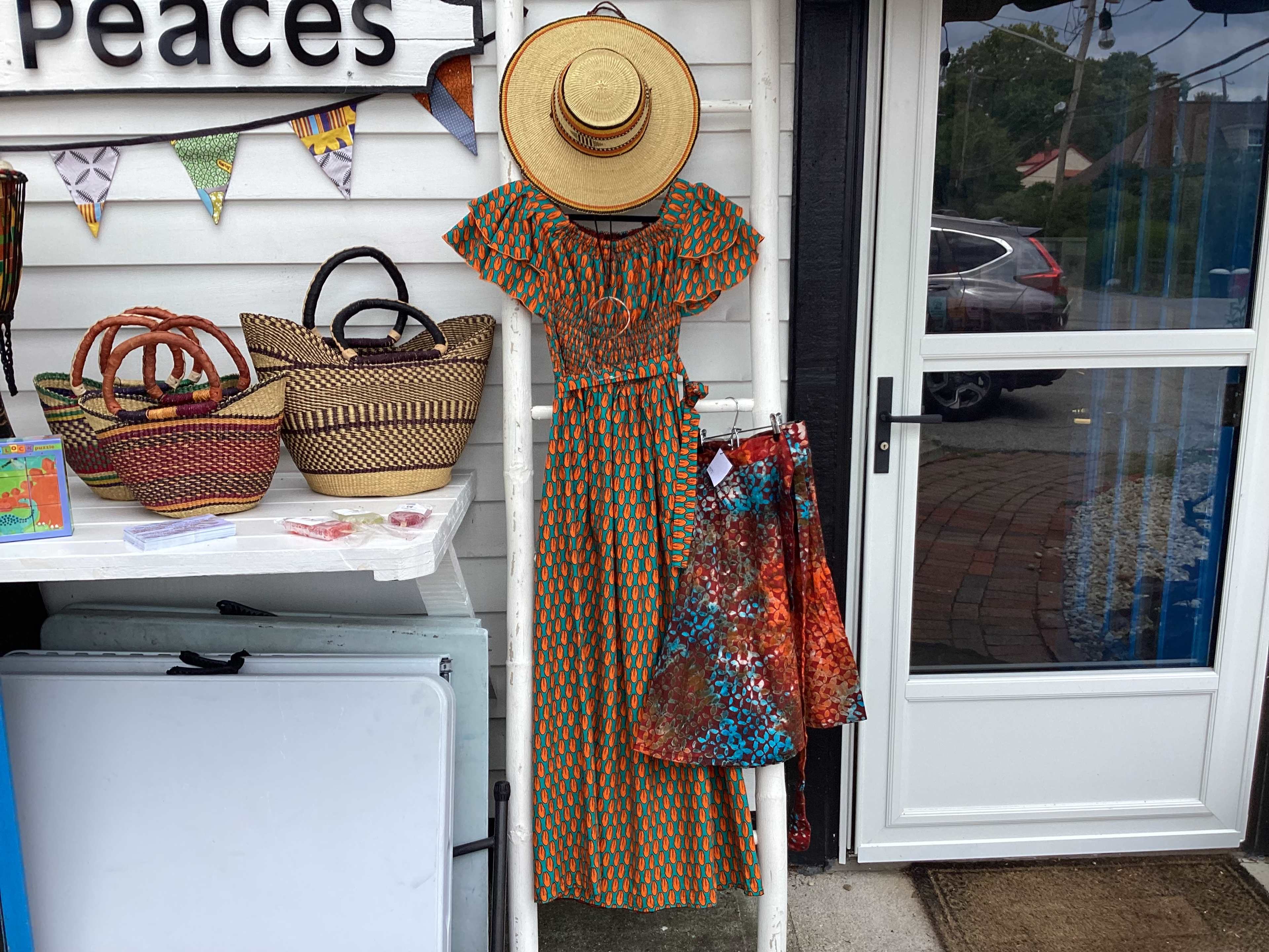 Charming Storefront Venue with Unique Decor Image in Northmoor, Columbus, OH