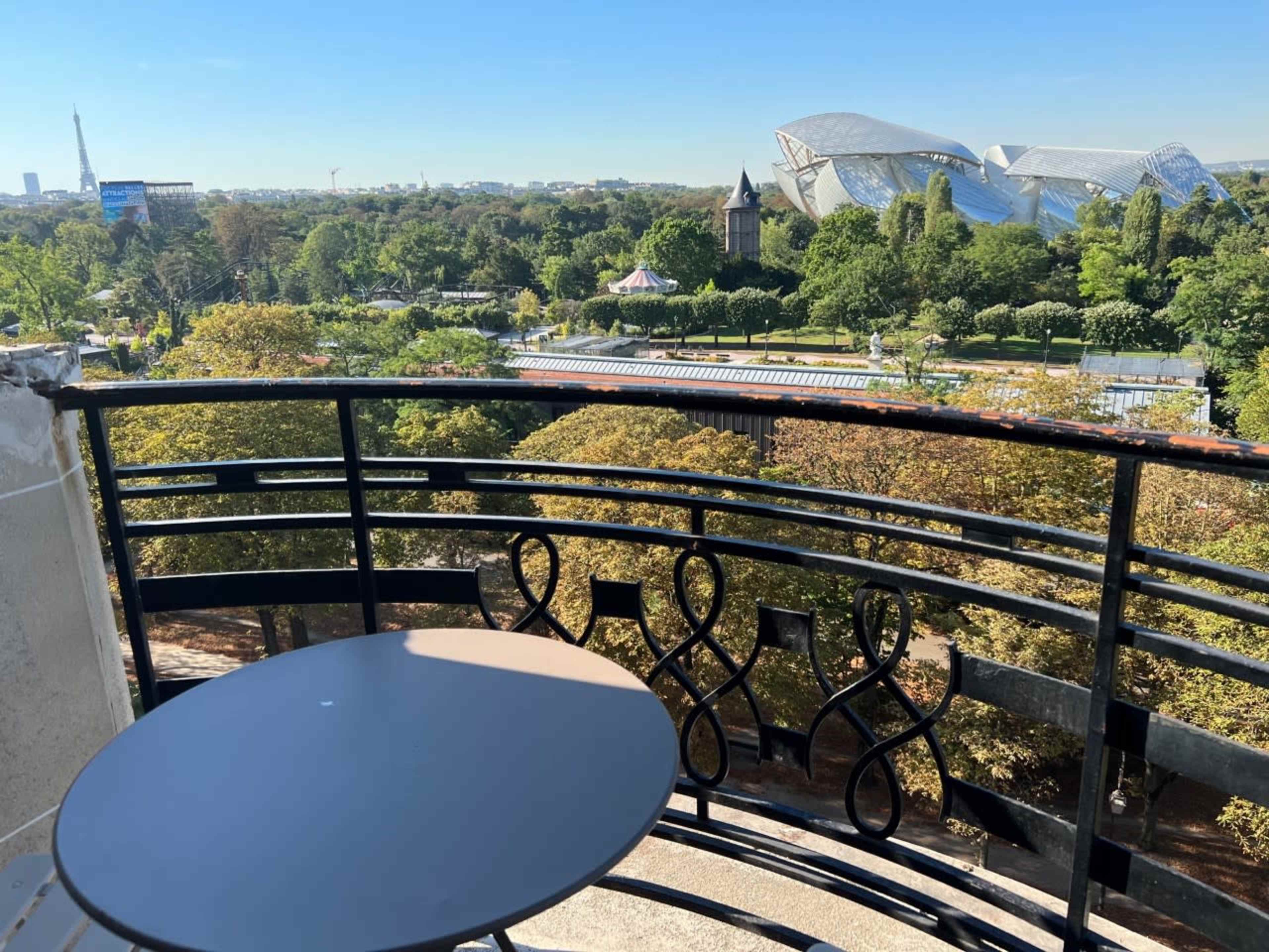 Appartement de standing avec vue sur bois Image in NAP, Neuilly-sur-Seine