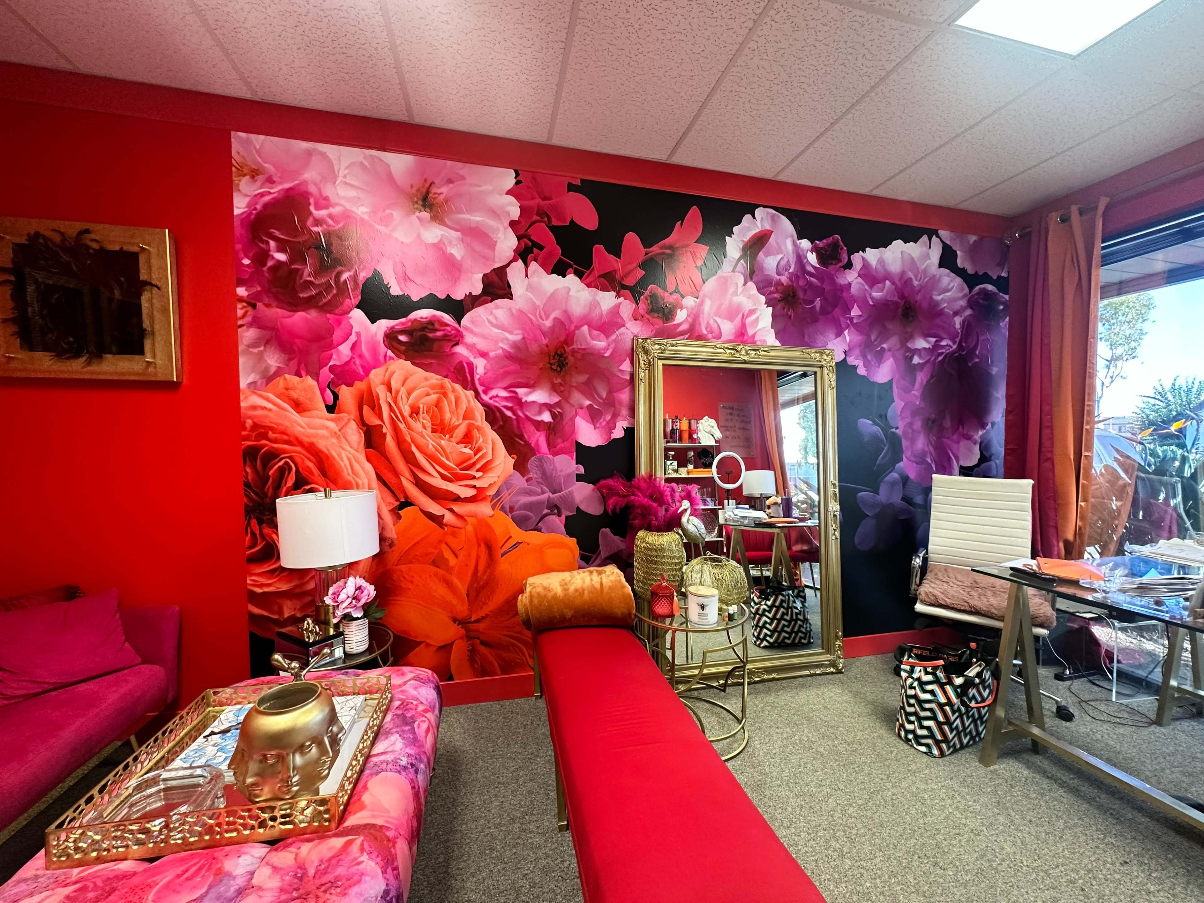 Luxurious urban furnished space Image in Torrance, Torrance, CA