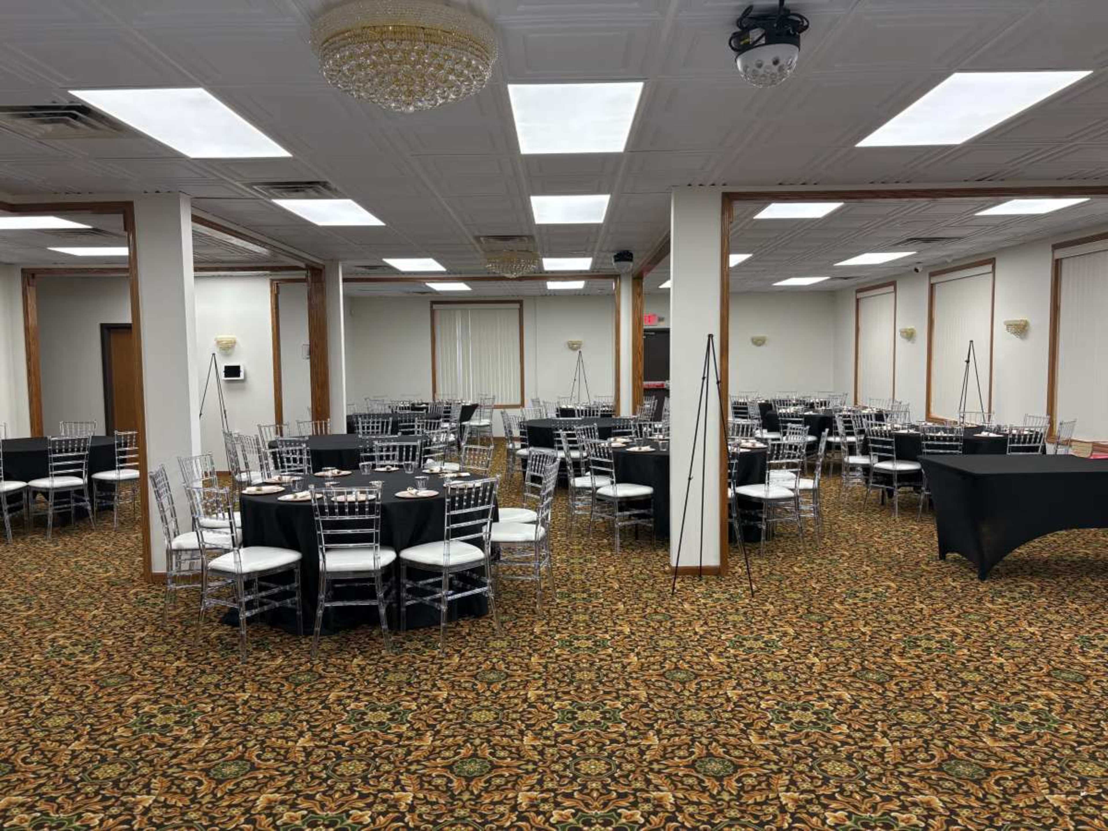 Elegant Customizable Hall Image in Romulus, Romulus, MI