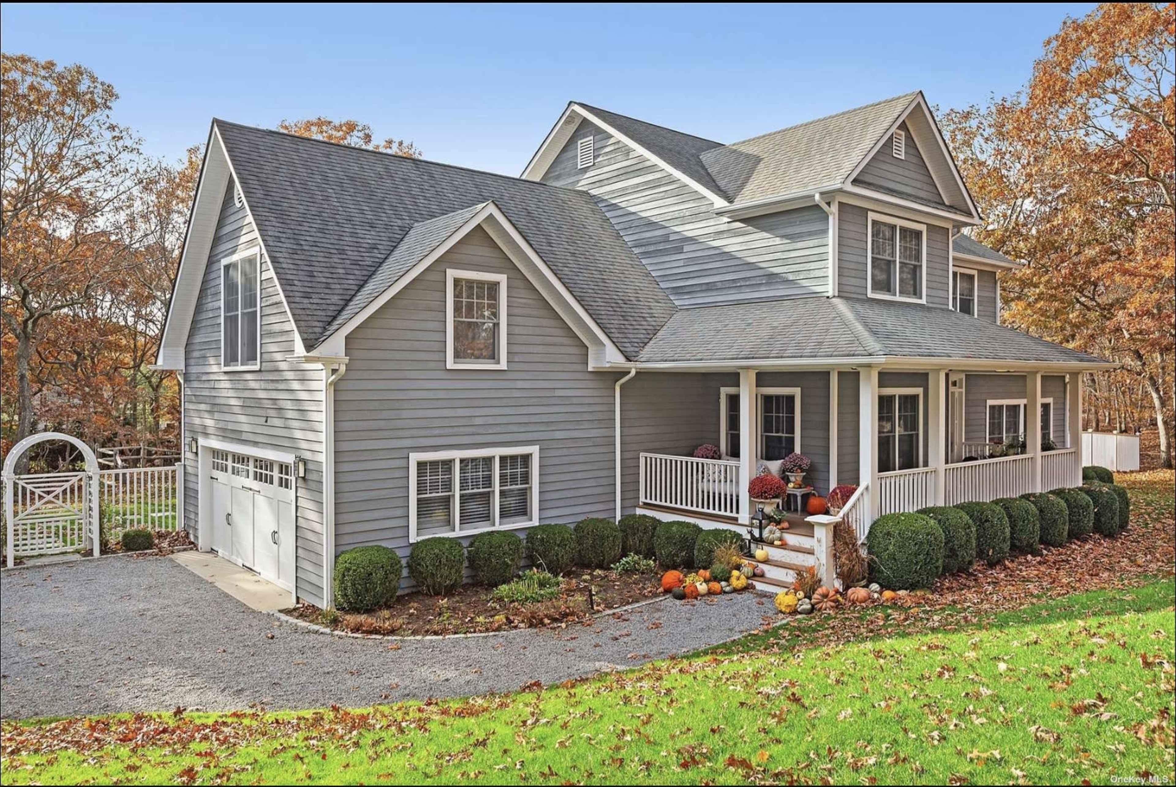 Classic and chic Hamptons Home Image in East Hampton, East Hampton, NY