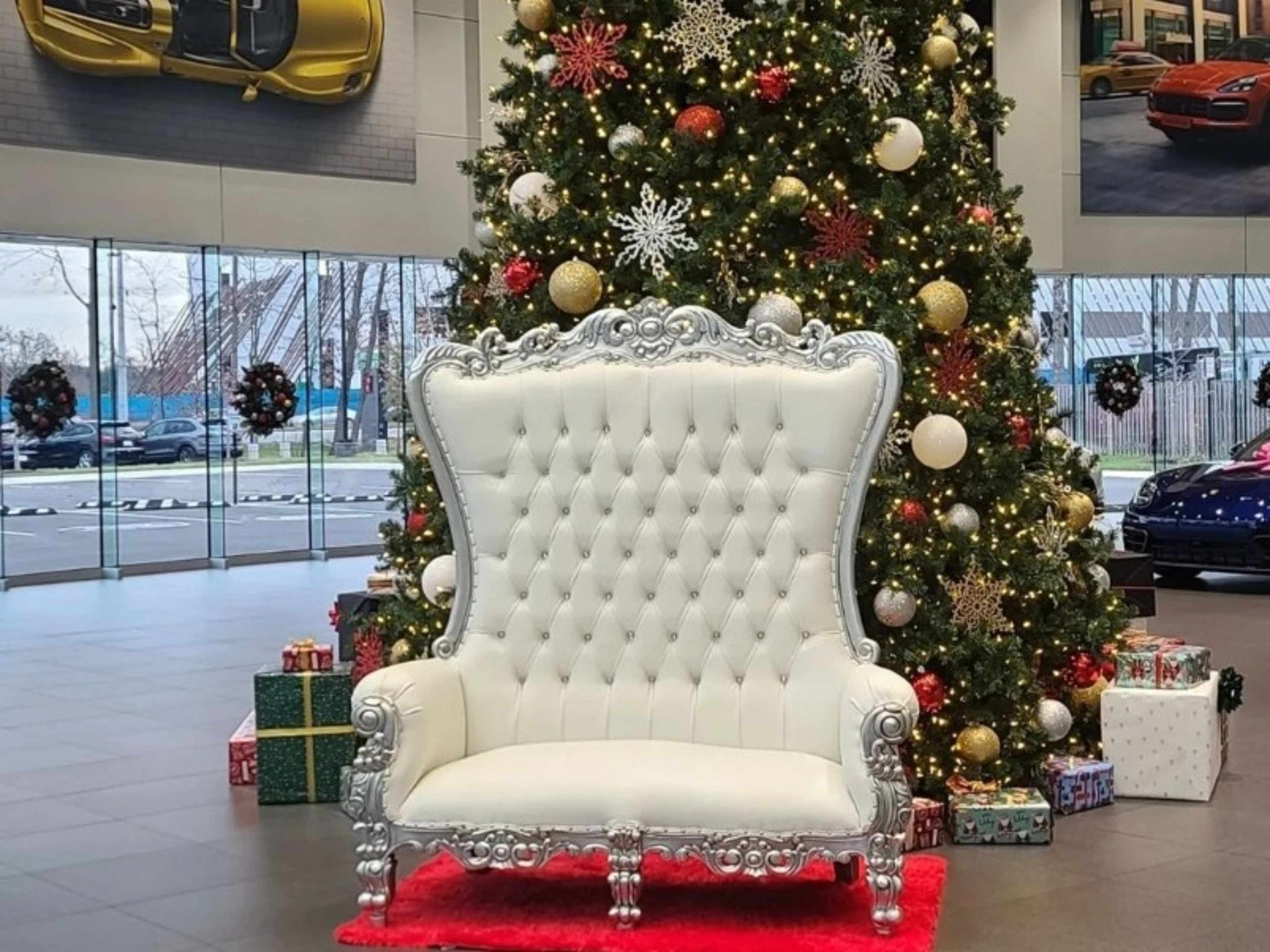 Throne Chairs