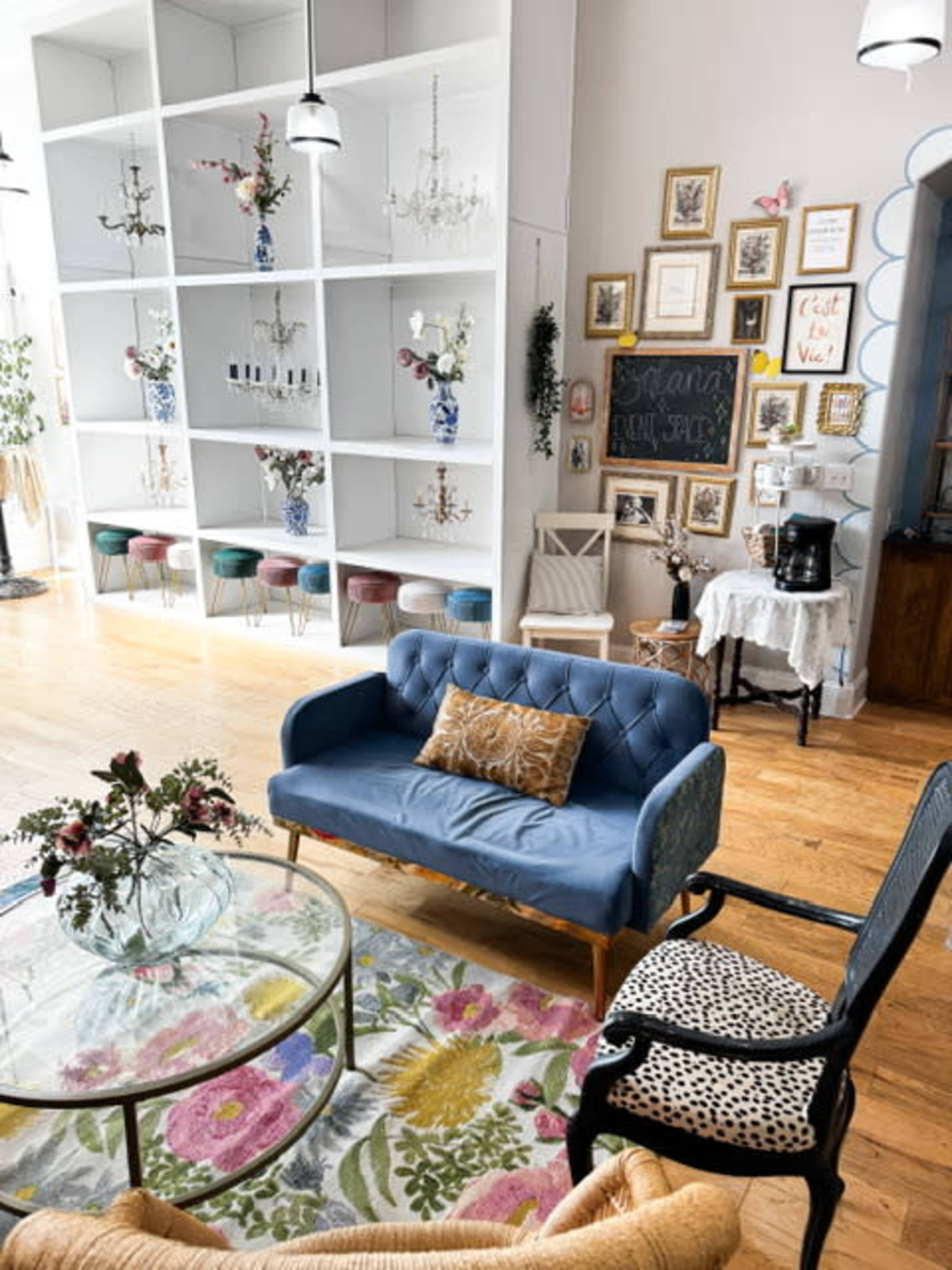 Bright, Pre Styled Content Space in Downtown Excelsior Springs Image in Fishing River Township, Excelsior Springs, MO
