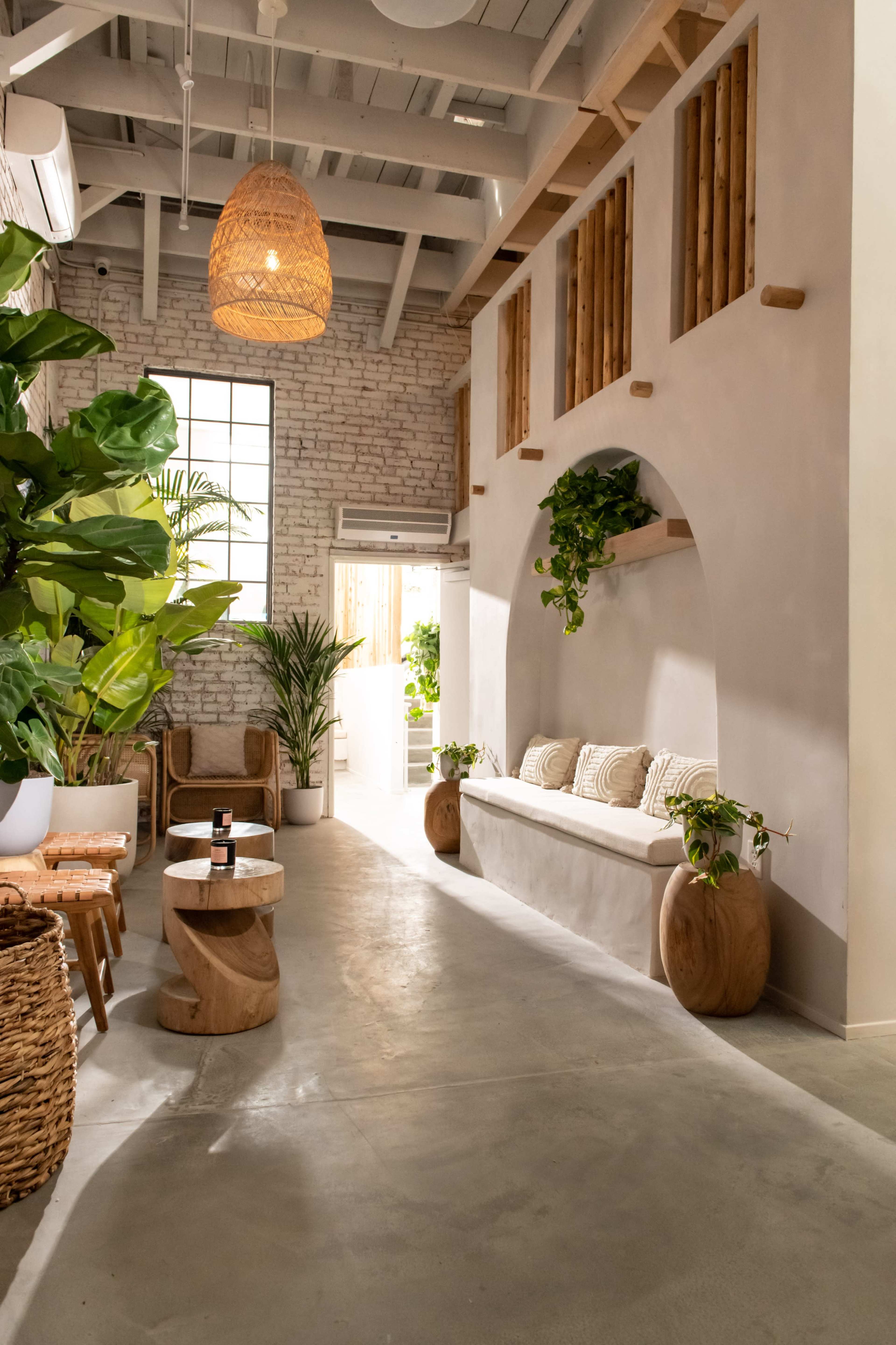 Boho Hard Kombucha Bar by the Beach Image in Ocean Park, Santa Monica, CA