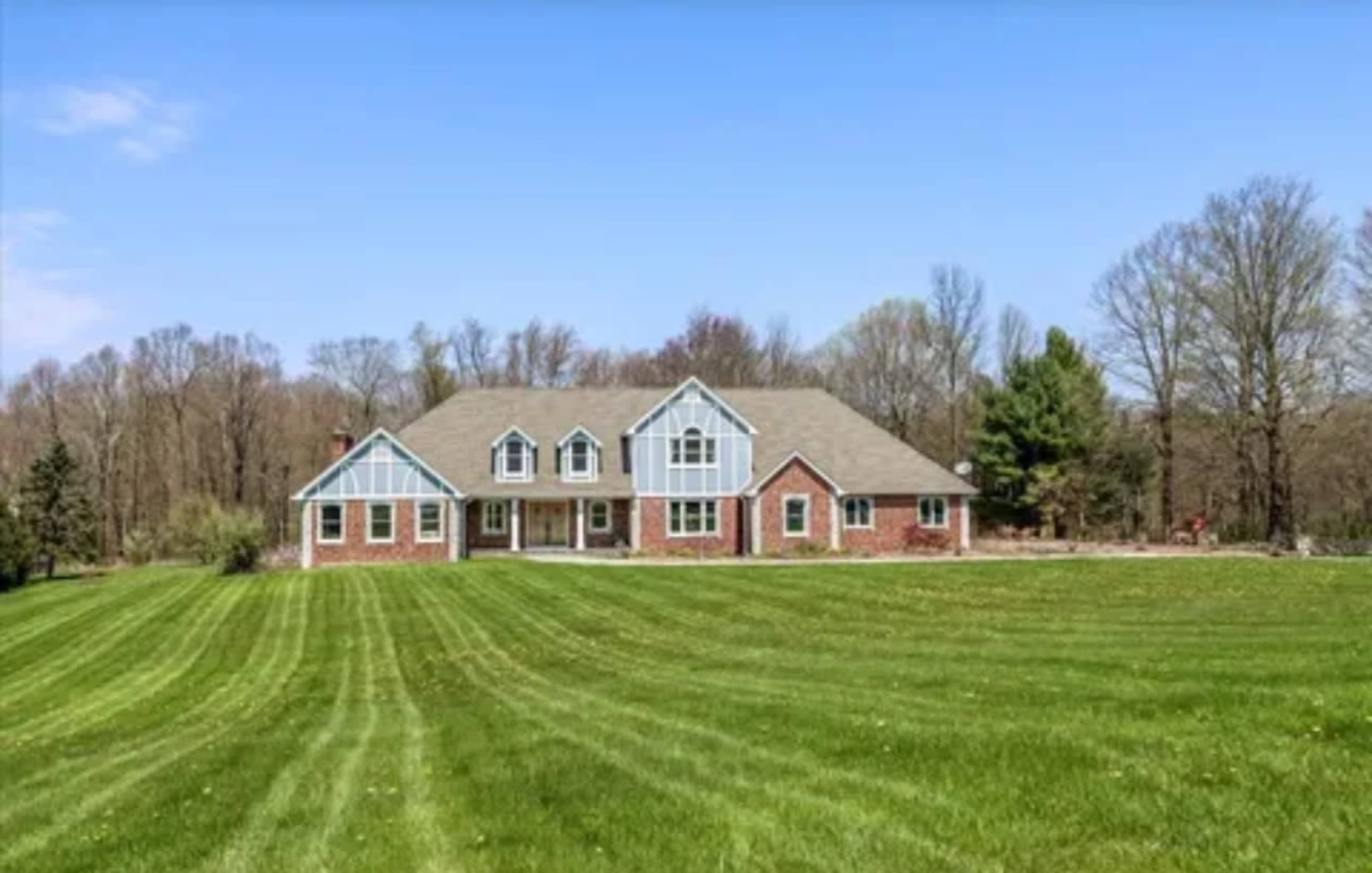 Urban Secluded Park Image in New Milford, New Milford, CT