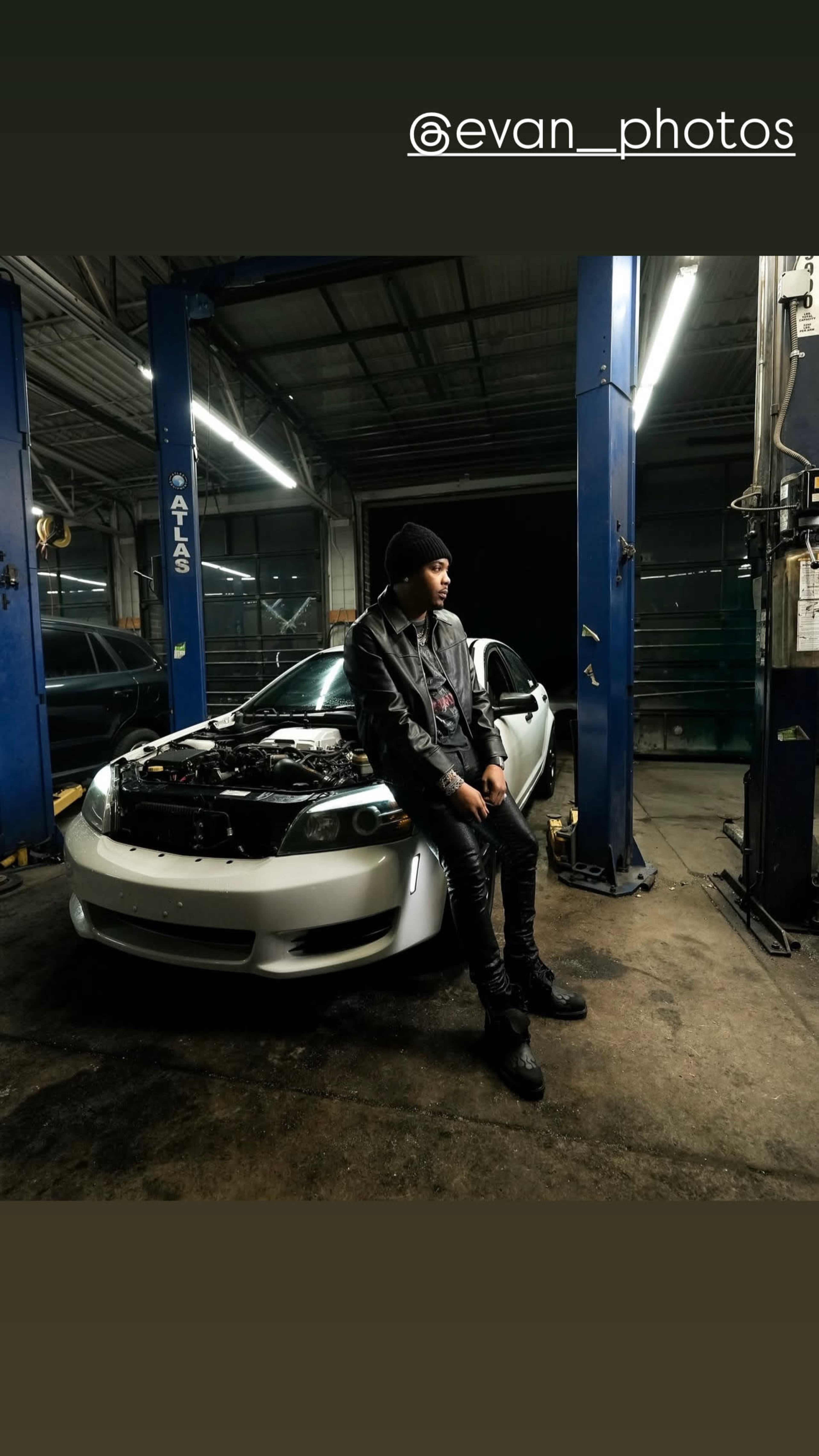Versatile Auto Shop in South Suburbs- Large Space ** CREDITS G HERBO, VONOFF1700, Image in Thornton Township, South holland, IL