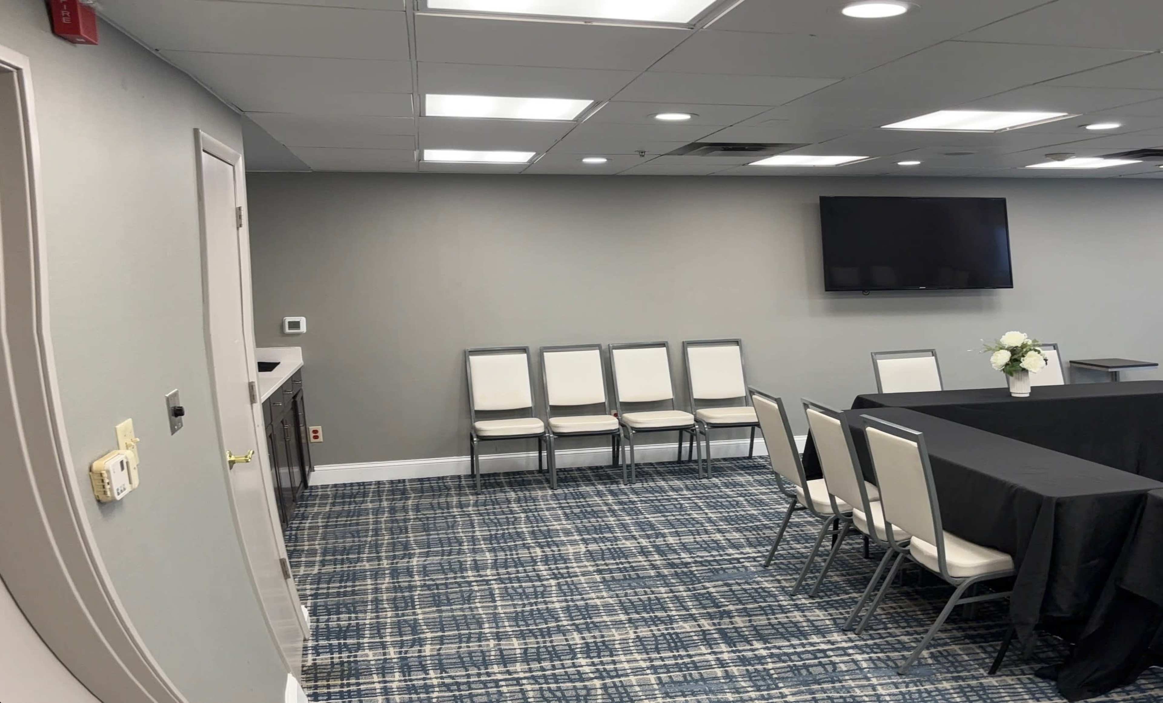 Holiday Inn Belcamp Meeting Room Image in Belcamp, BELCAMP, MD