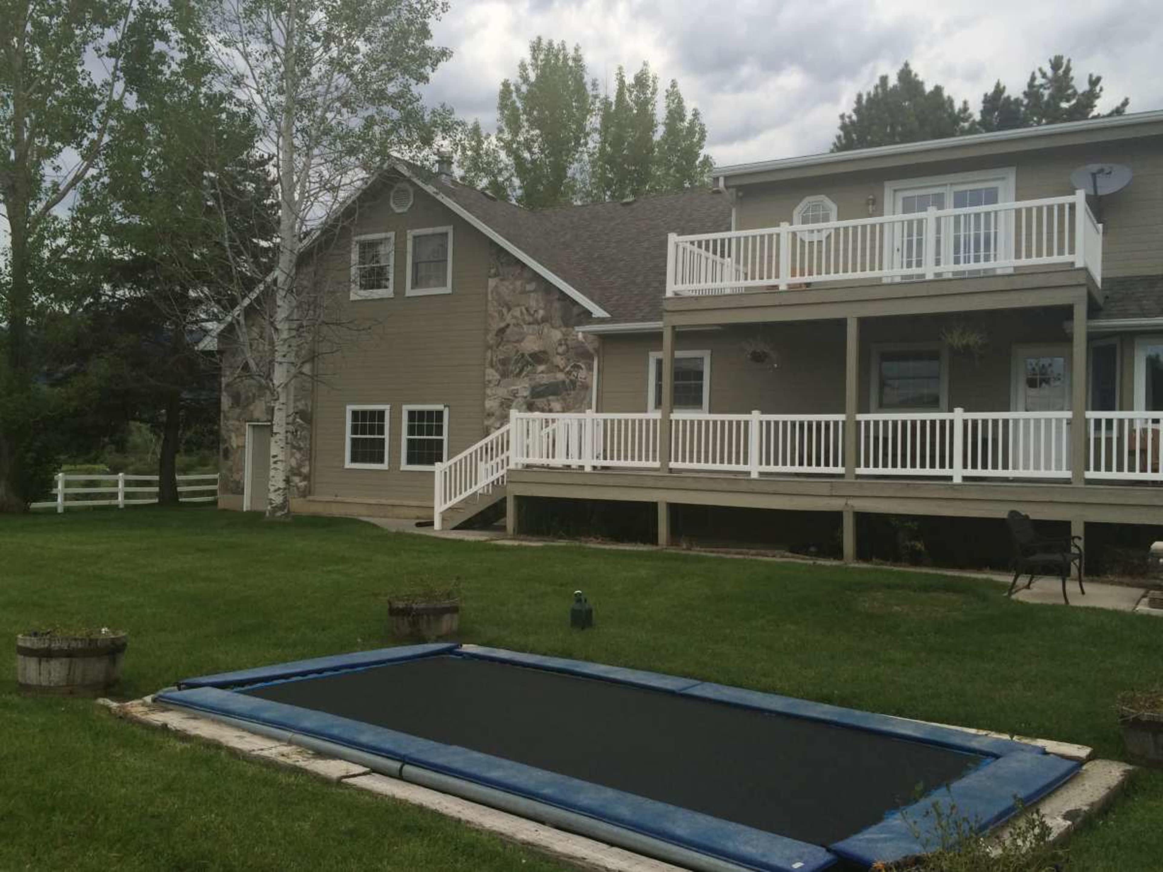 Spacious beautiful home in the country with large backyard and $1 million view. Image in Eden, Eden, UT