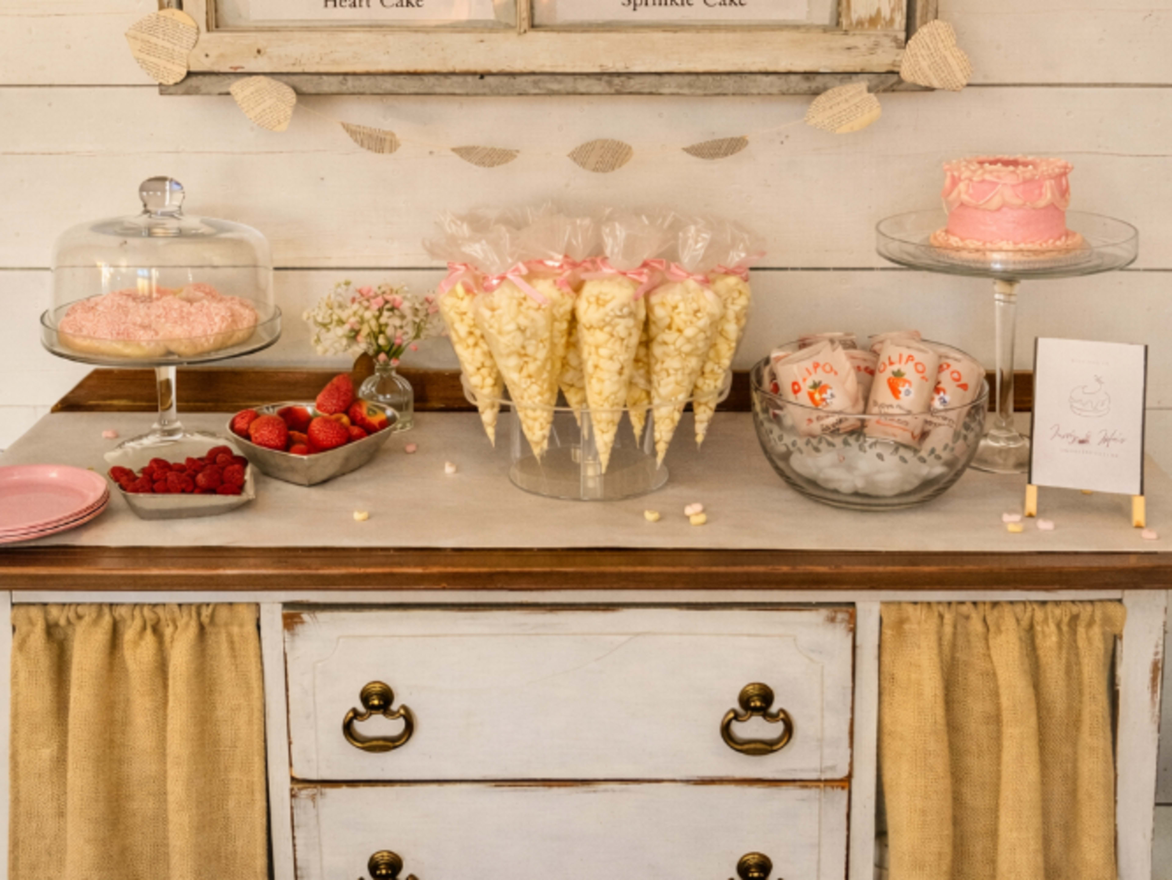 Styled Cake & Dessert Display