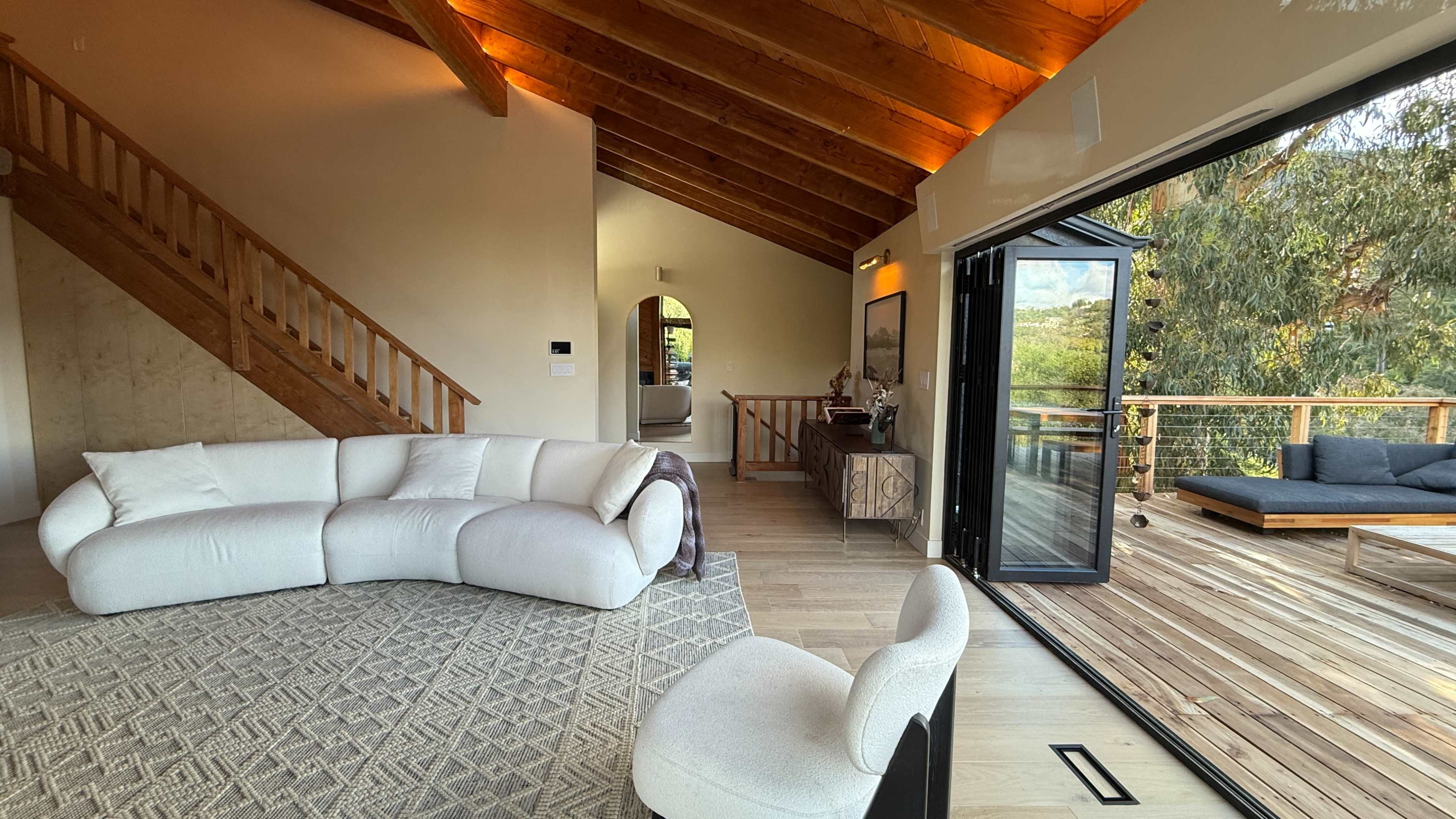 Topanga House – A Breathtaking Filming & Photography Location Image in Fernwood, Topanga, CA