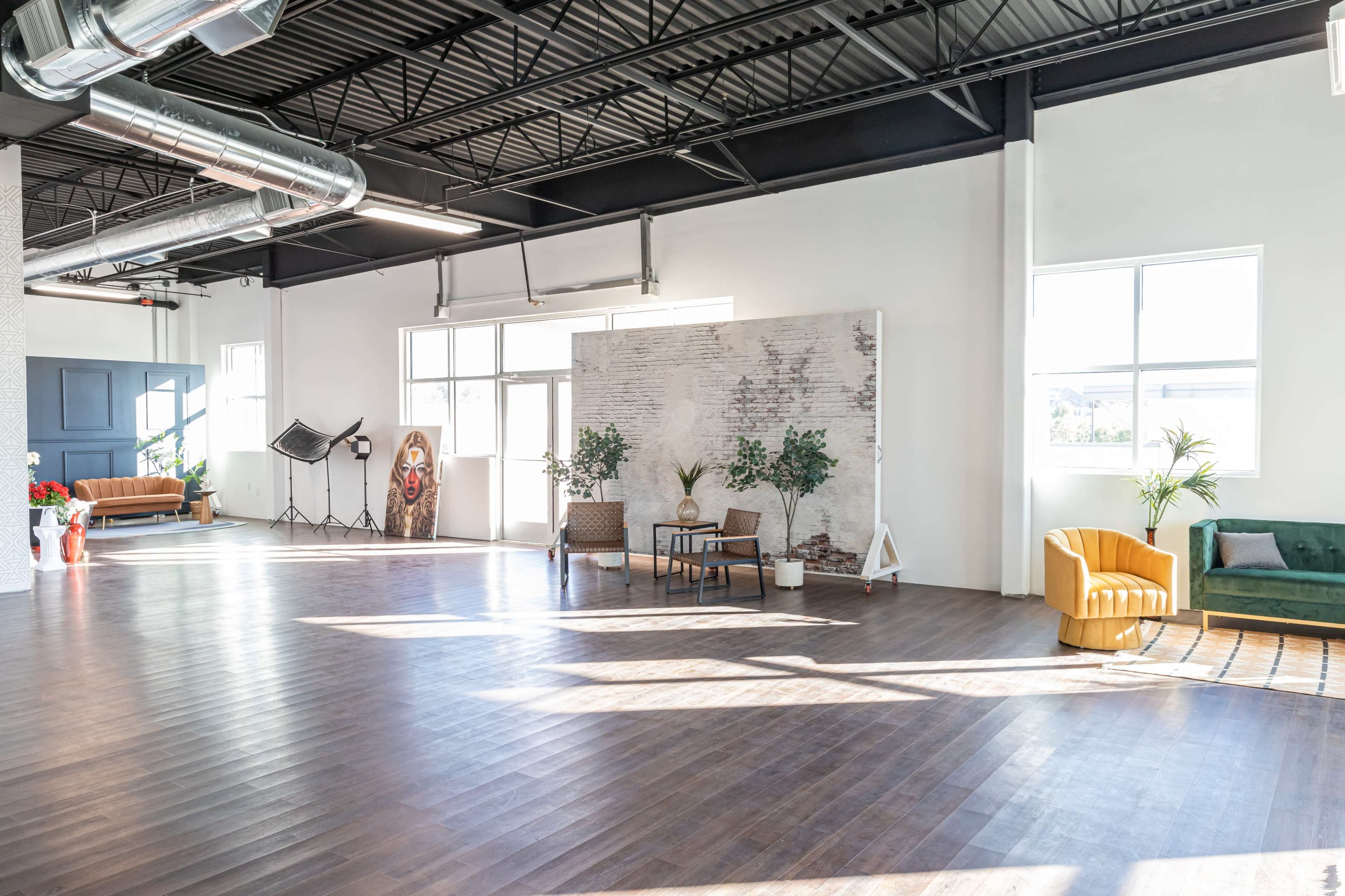 Spacious and Versatile Frisco Natural Light Studio with Outdoor Sunset Patio Image in Phillips Creek Ranch, Frisco, TX