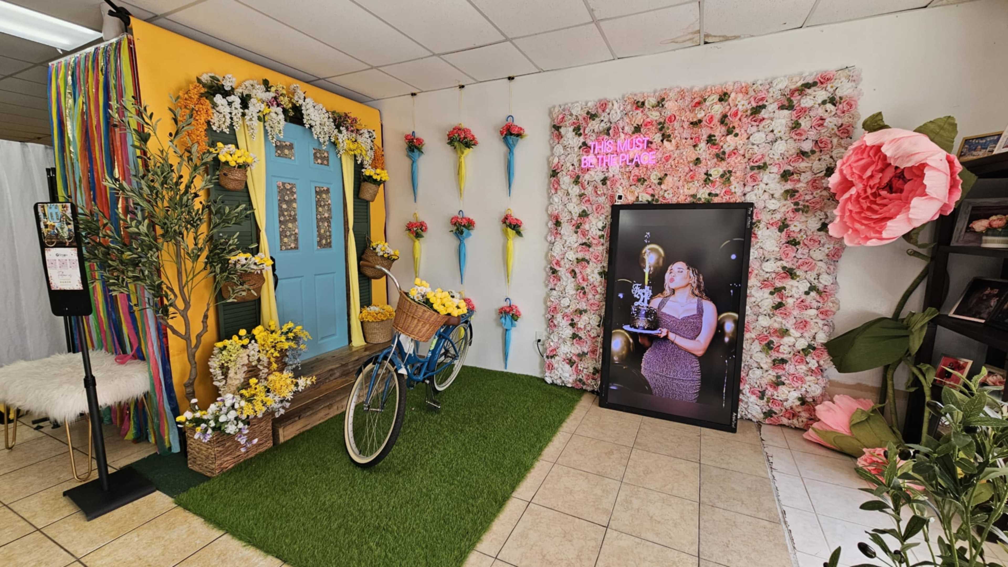 Downtown Photo/Video Studio with multiple sets Image in McAllen, McAllen, TX