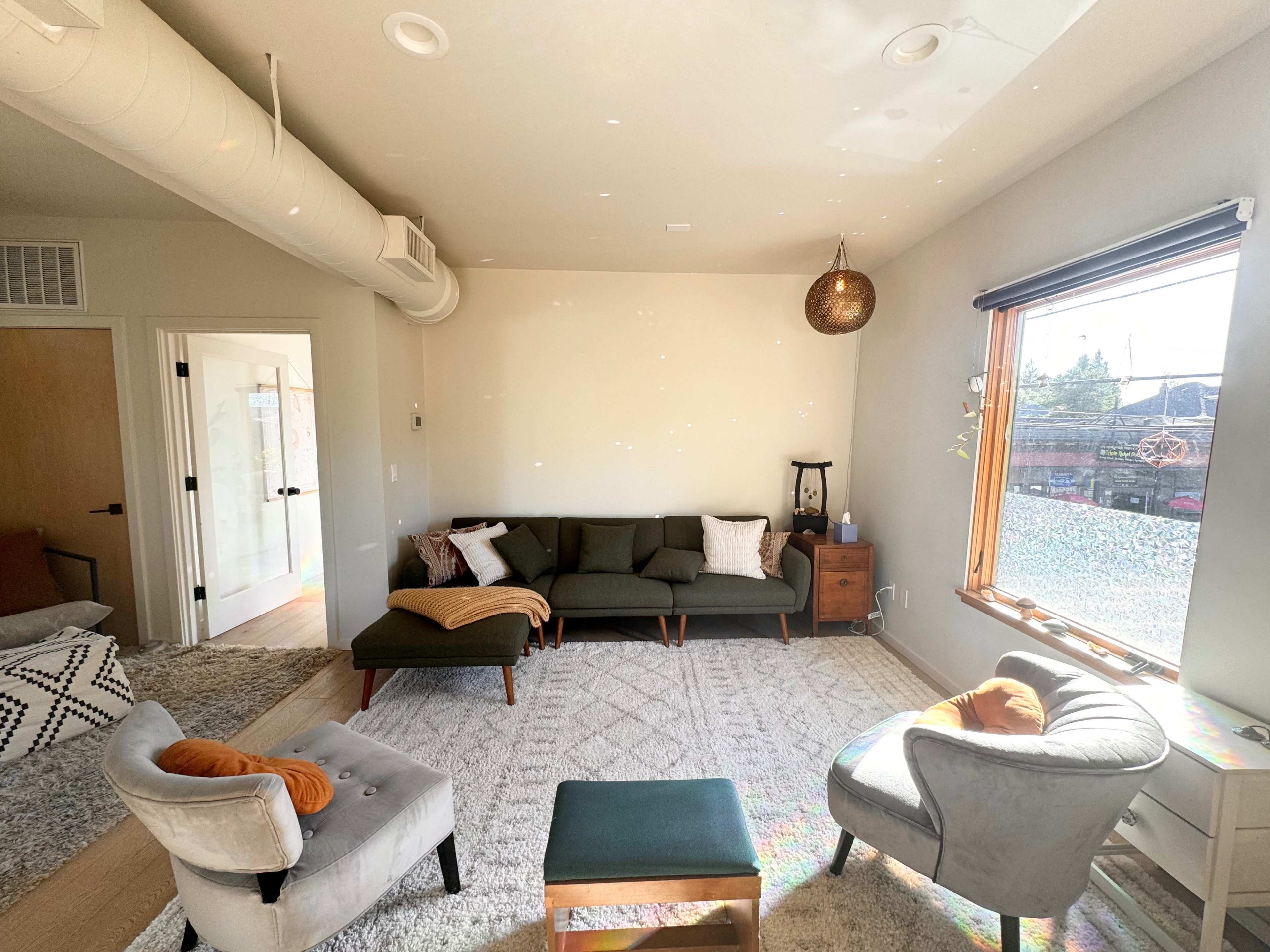 Light Filled Modern Close-in Southeast Wellness Space Image in Southeast Portland, Portland, OR