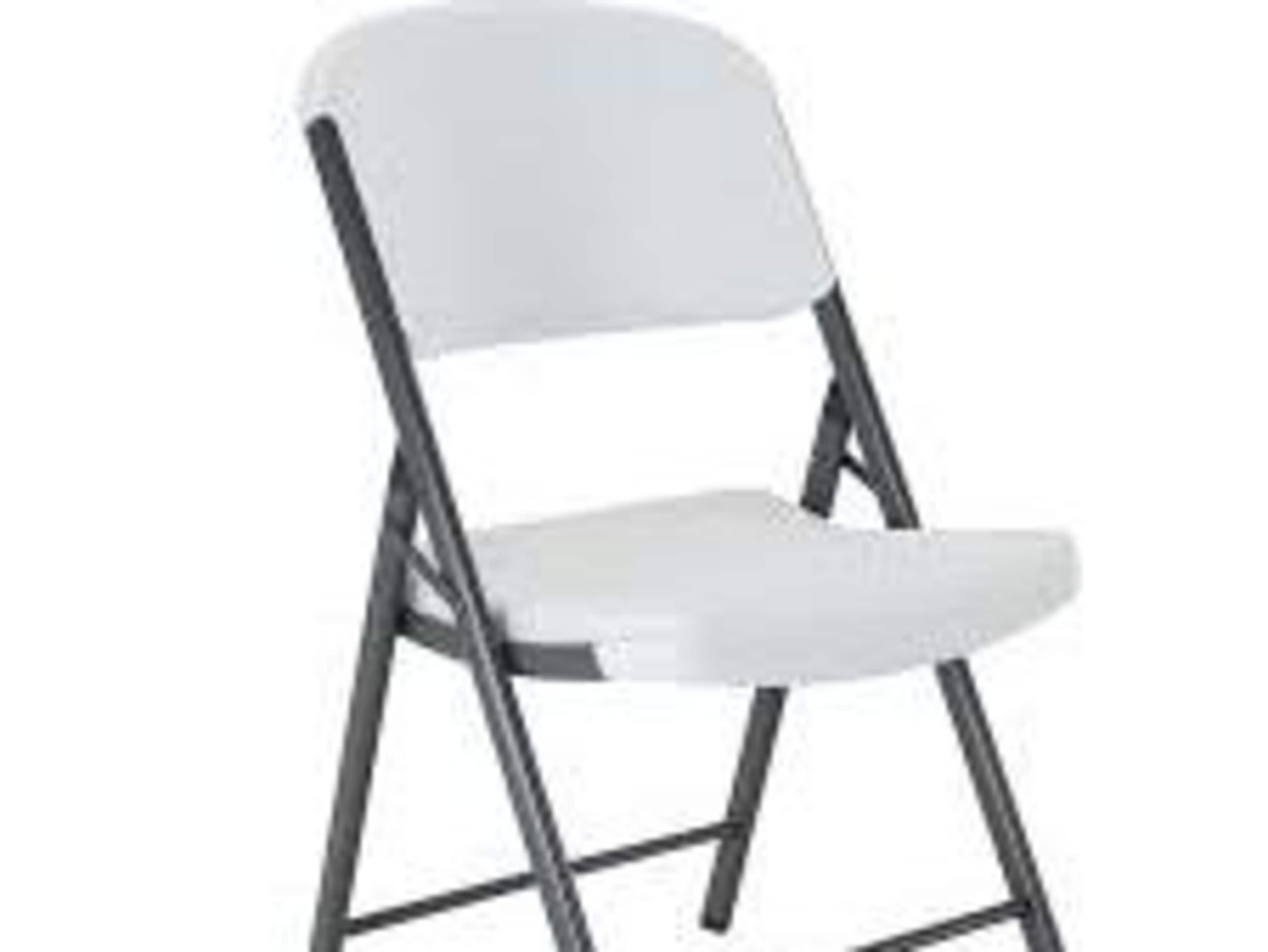 white folding chair