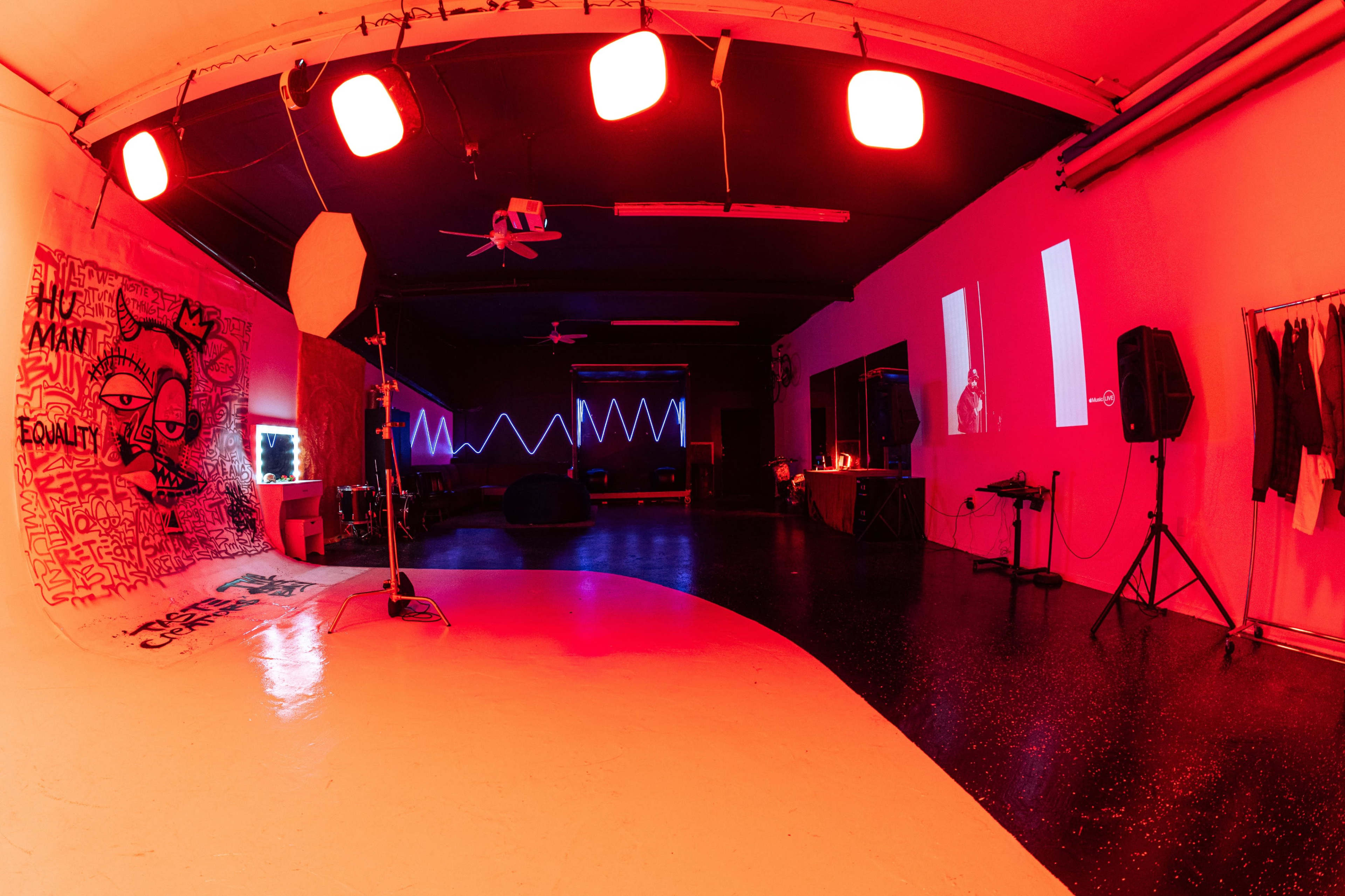 Spacious Creative Studio in the Heart of Northern Liberties/Olde Kensington Image in North Philadelphia, Philadelphia, PA