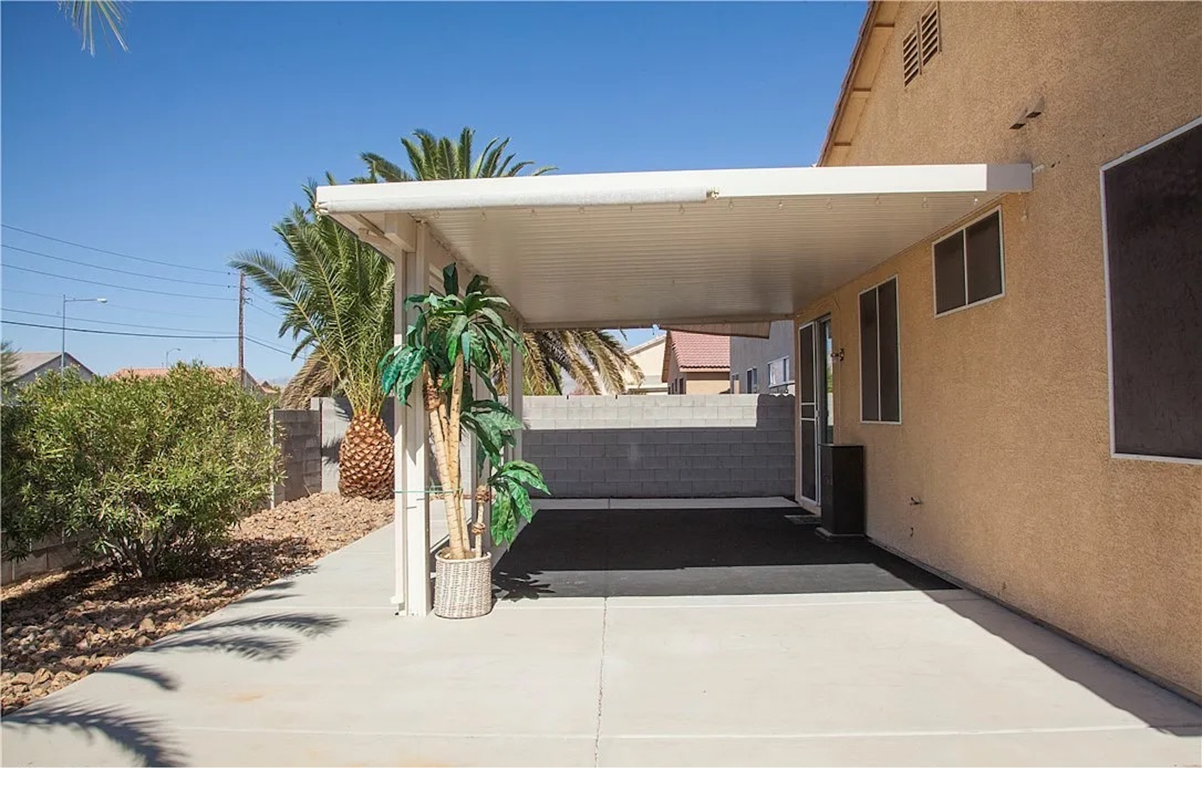 Backyard for gatherings & picnics Image in North Las Vegas, North Las Vegas, NV