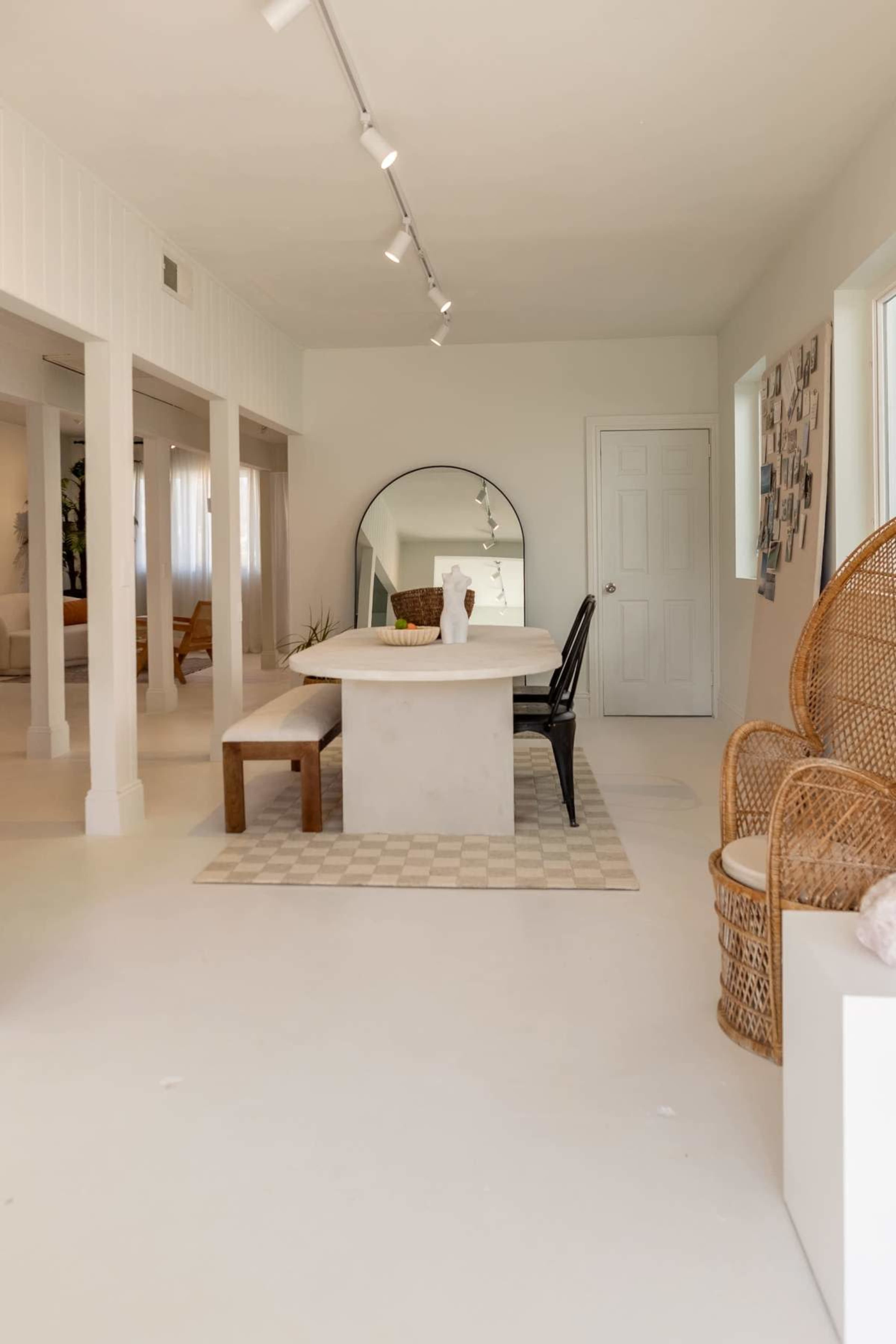 Breathing Stardust - A Calm and Organic Modern Space for Creative Projects Image in Vero Beach, Vero Beach, FL