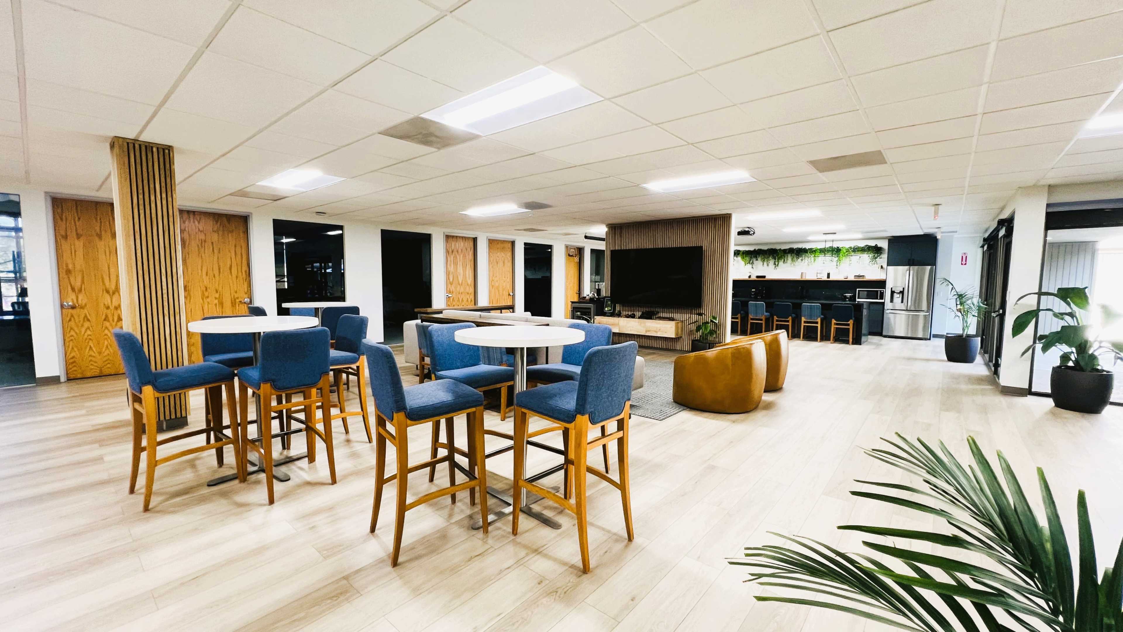 Modern Mission Valley Event Space with Lounge & Bar – 3,000 sq. ft. Image in Mission Valley East, San, CA