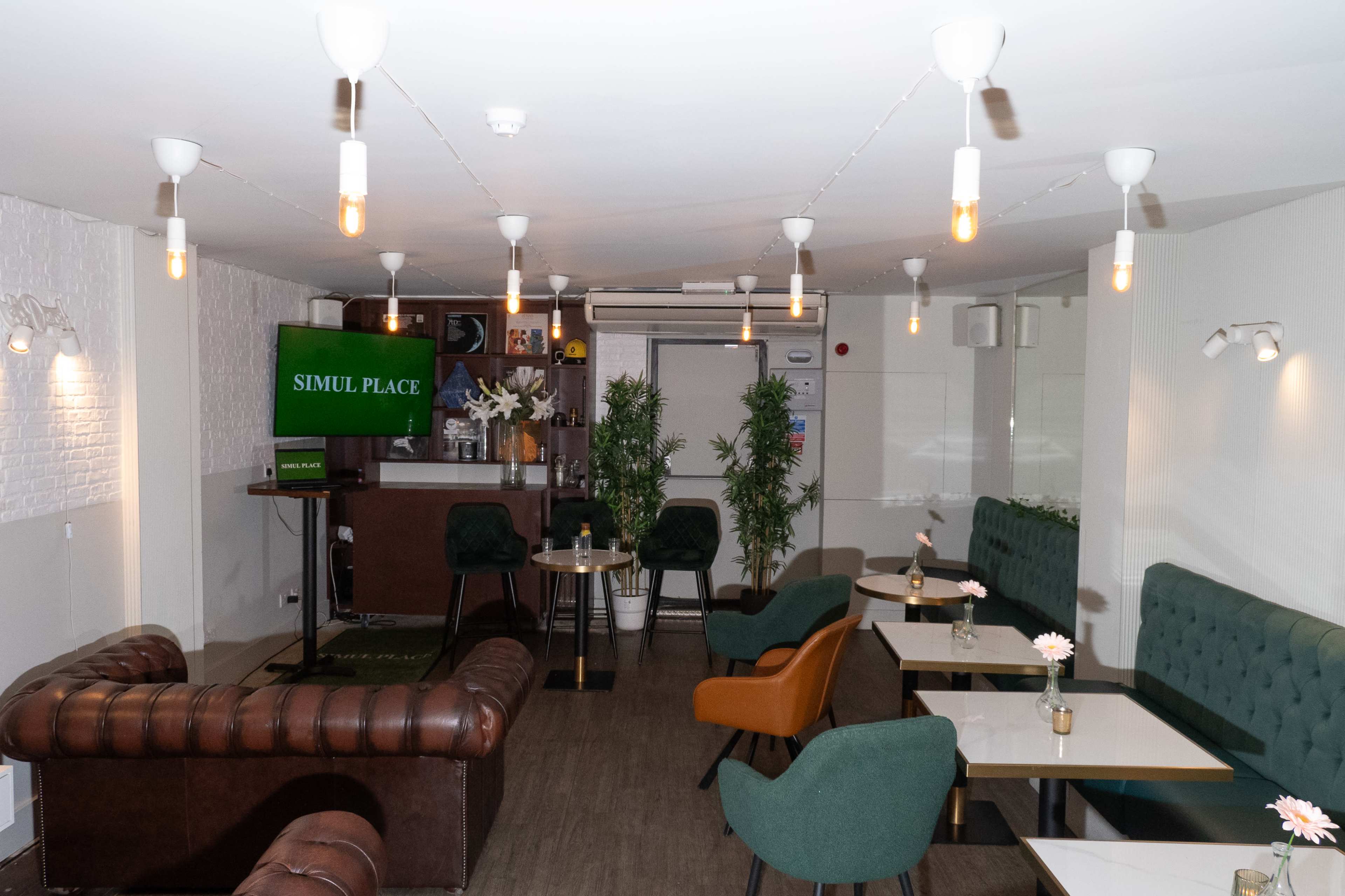 The Lounge Image in Earlsfield, Earlsfield, ENG