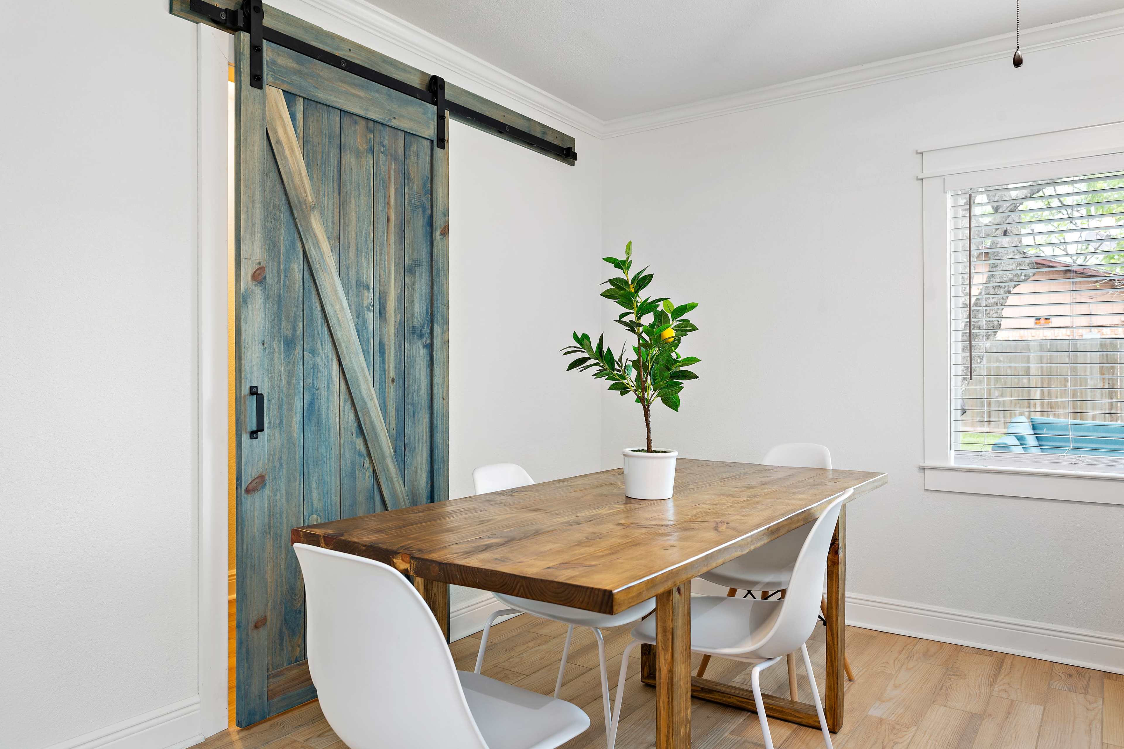 Downtown Cottage with Versatile Spaces Image in Georgetown, Georgetown, TX