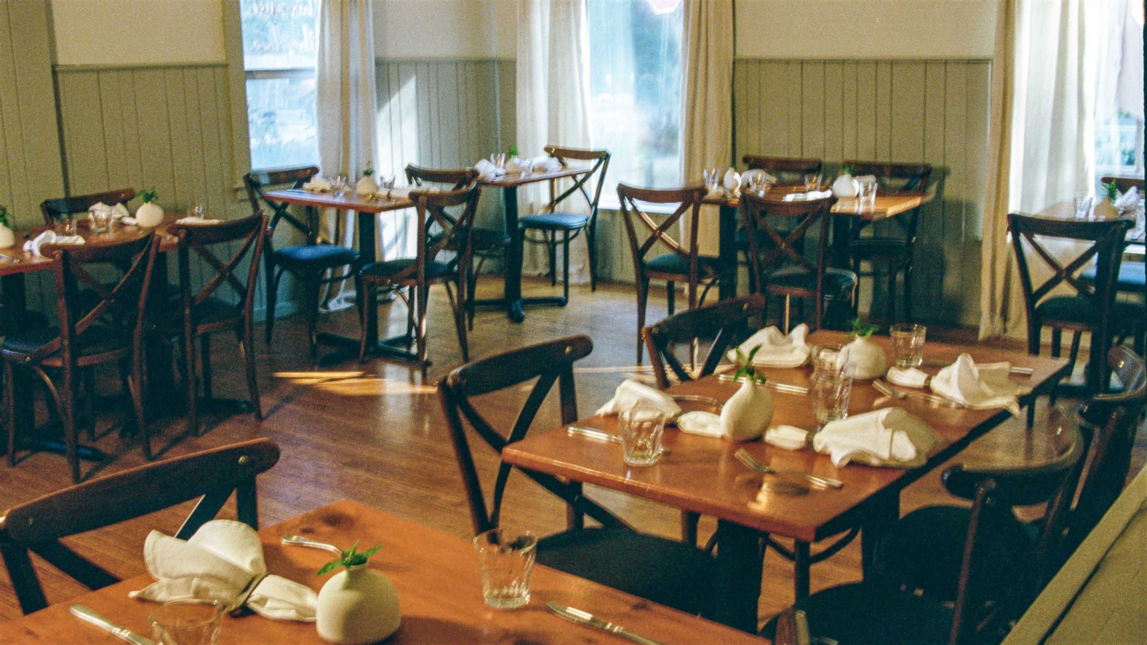Rural, Cozy Restaurant with Modern Designed Interior Image in Shawangunk, Pine Bush, NY