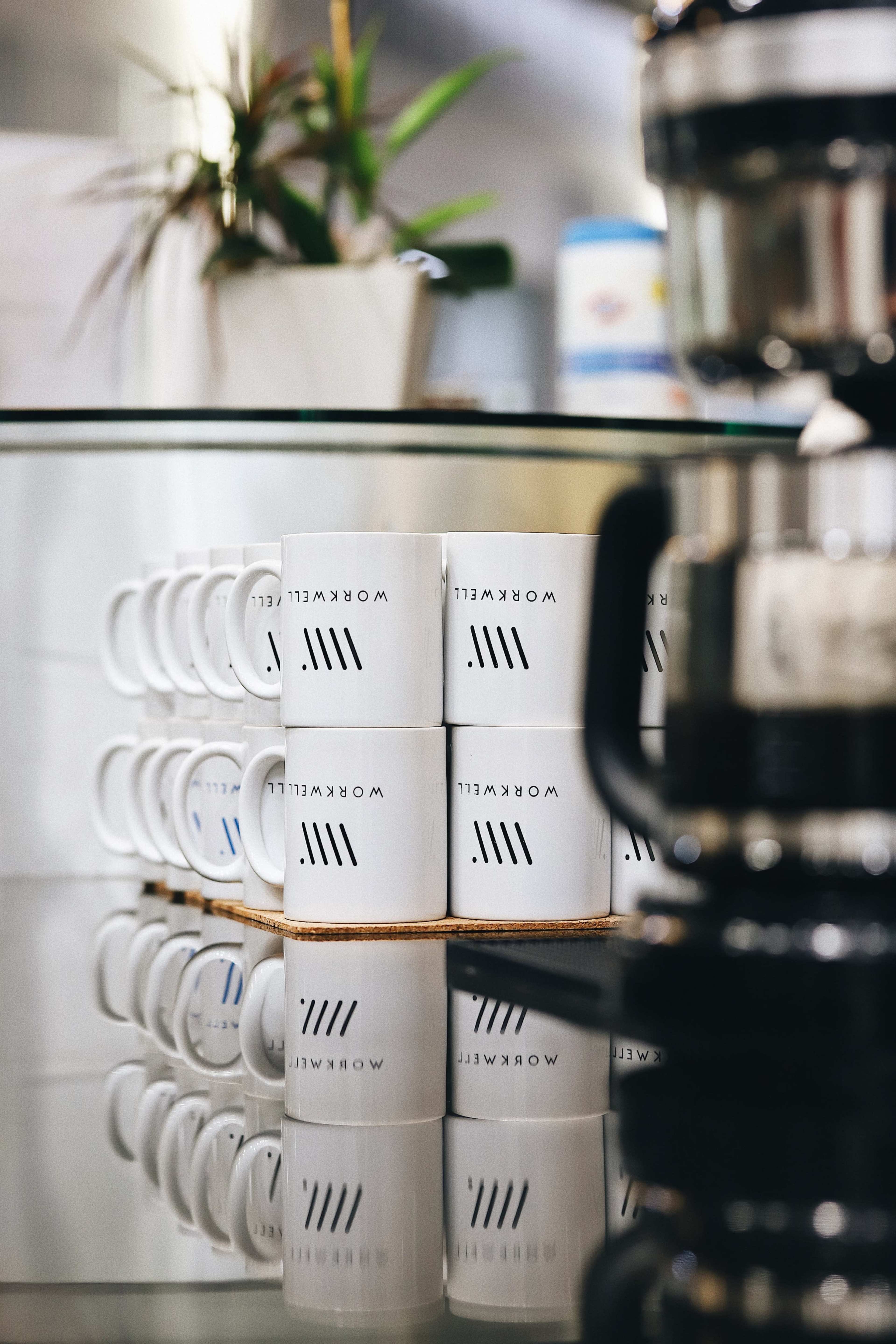 Contemporary Culinary Space with a Creative Edge in the Heart of Irvine’s Urban Core Image dans Irvine Business Complex, Irvine, CA