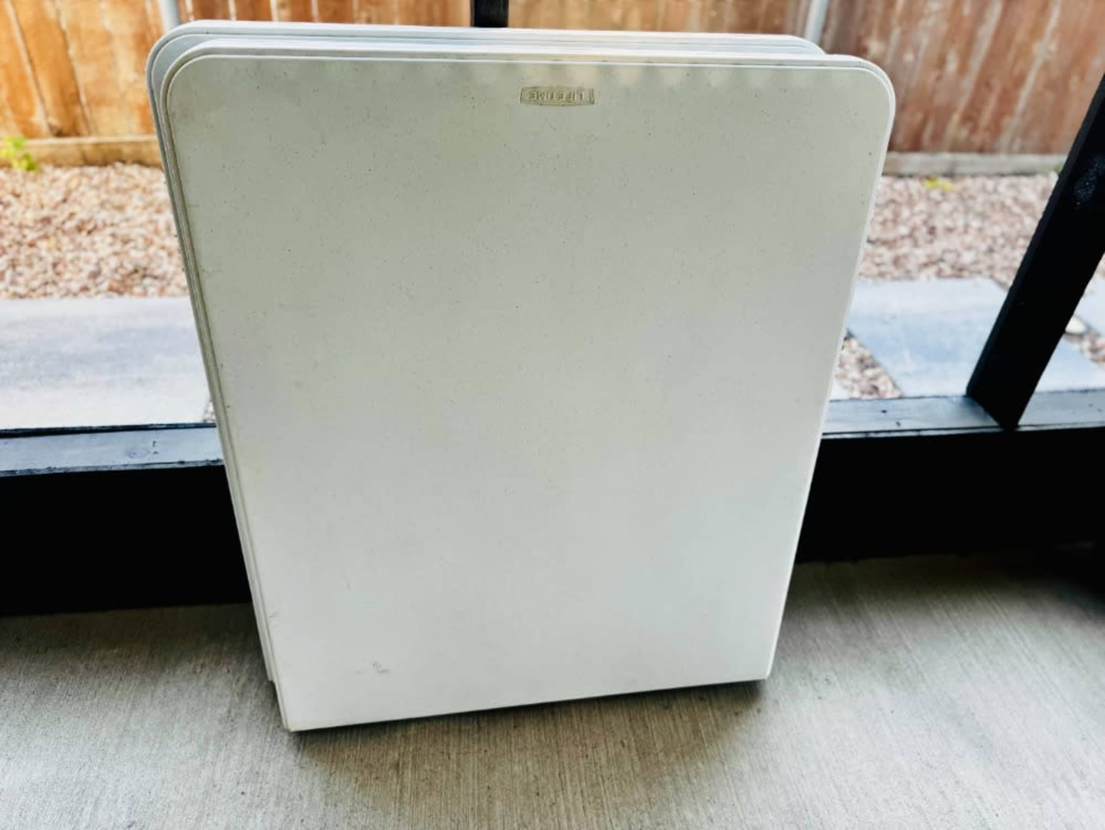 Long Folding Table