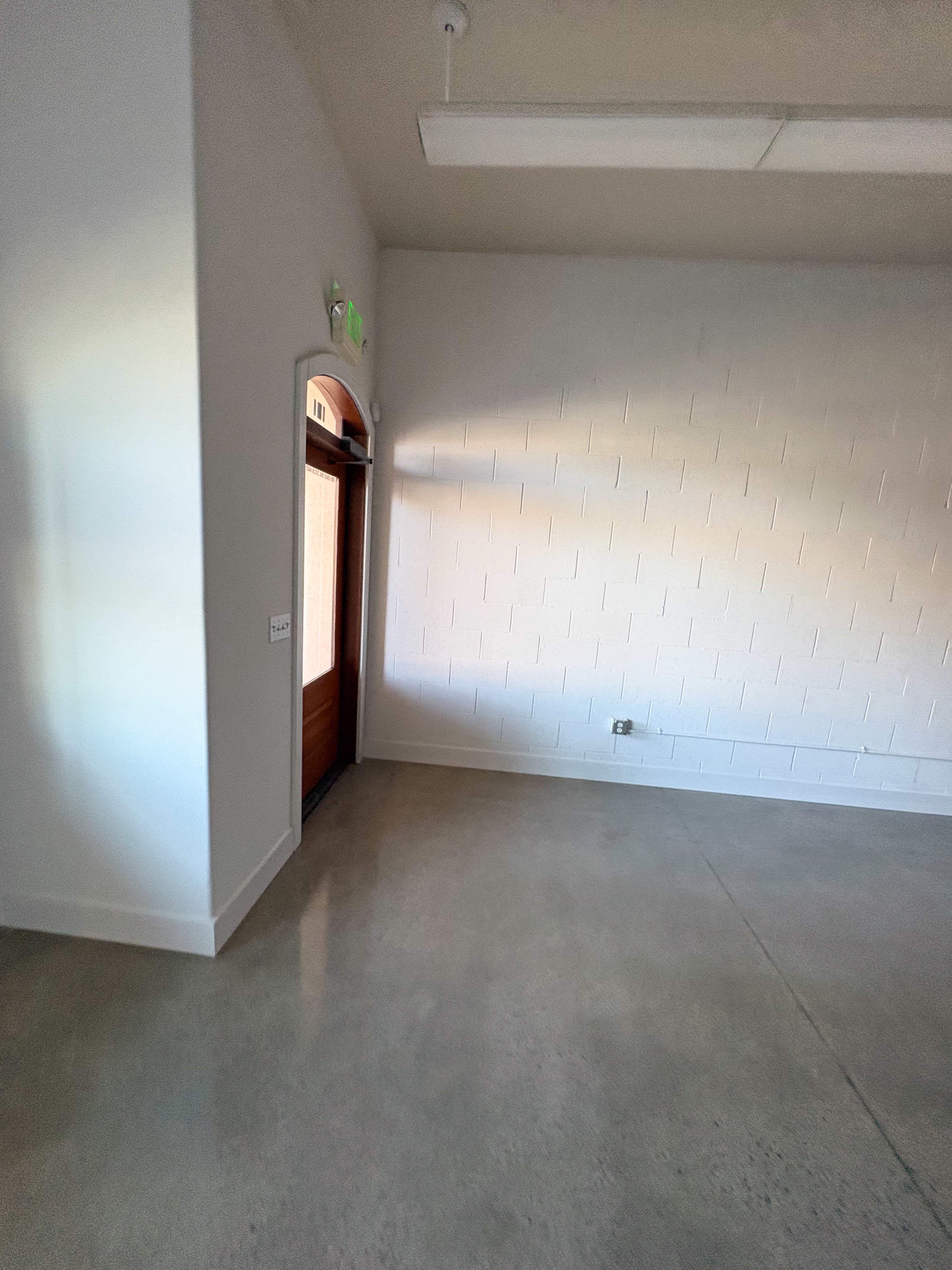 Downtown Paso Robles Studio/pop up commercial space. Industrial and flexible. Image in Paso Robles, Paso Robles, CA