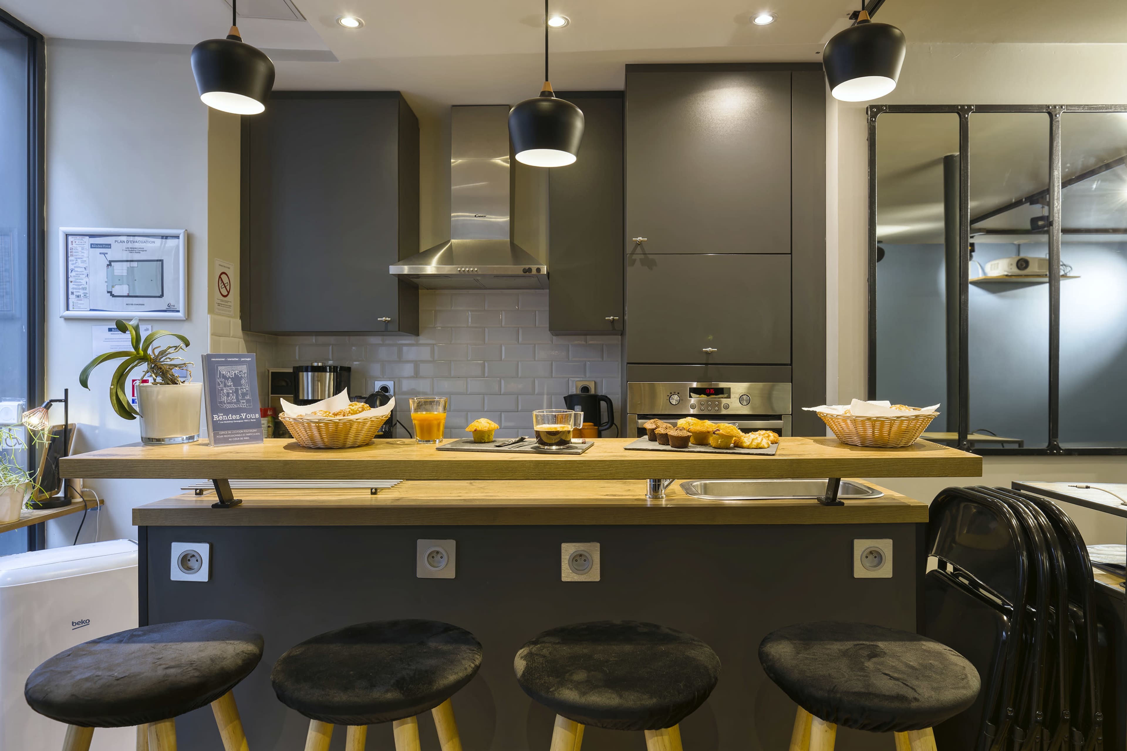 Espace polyvalent pour vos réunions et événements d'entreprise dans le 11ème arrondissement Image dans Roquette, Paris, 
