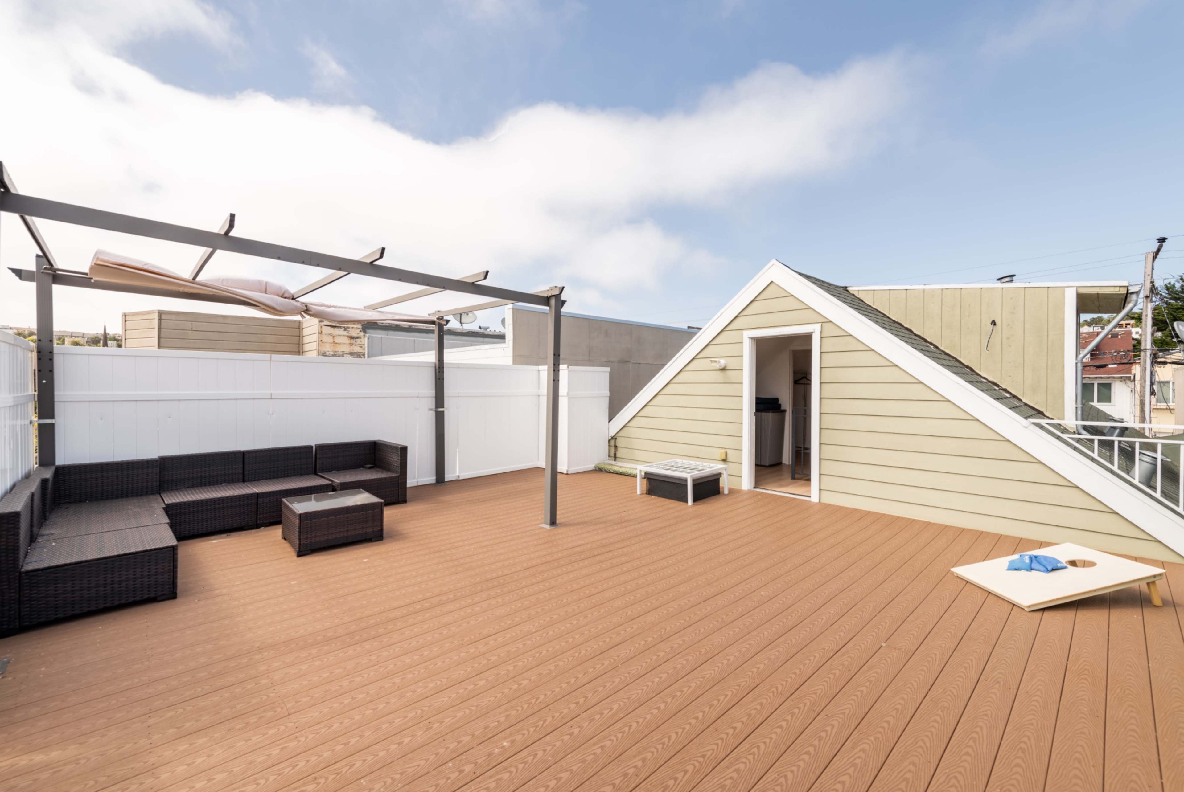 Versatile SF Bayview Getaway | Events, Meetings & Productions (20 Guests) Image in Bayview, San Francisco, CA