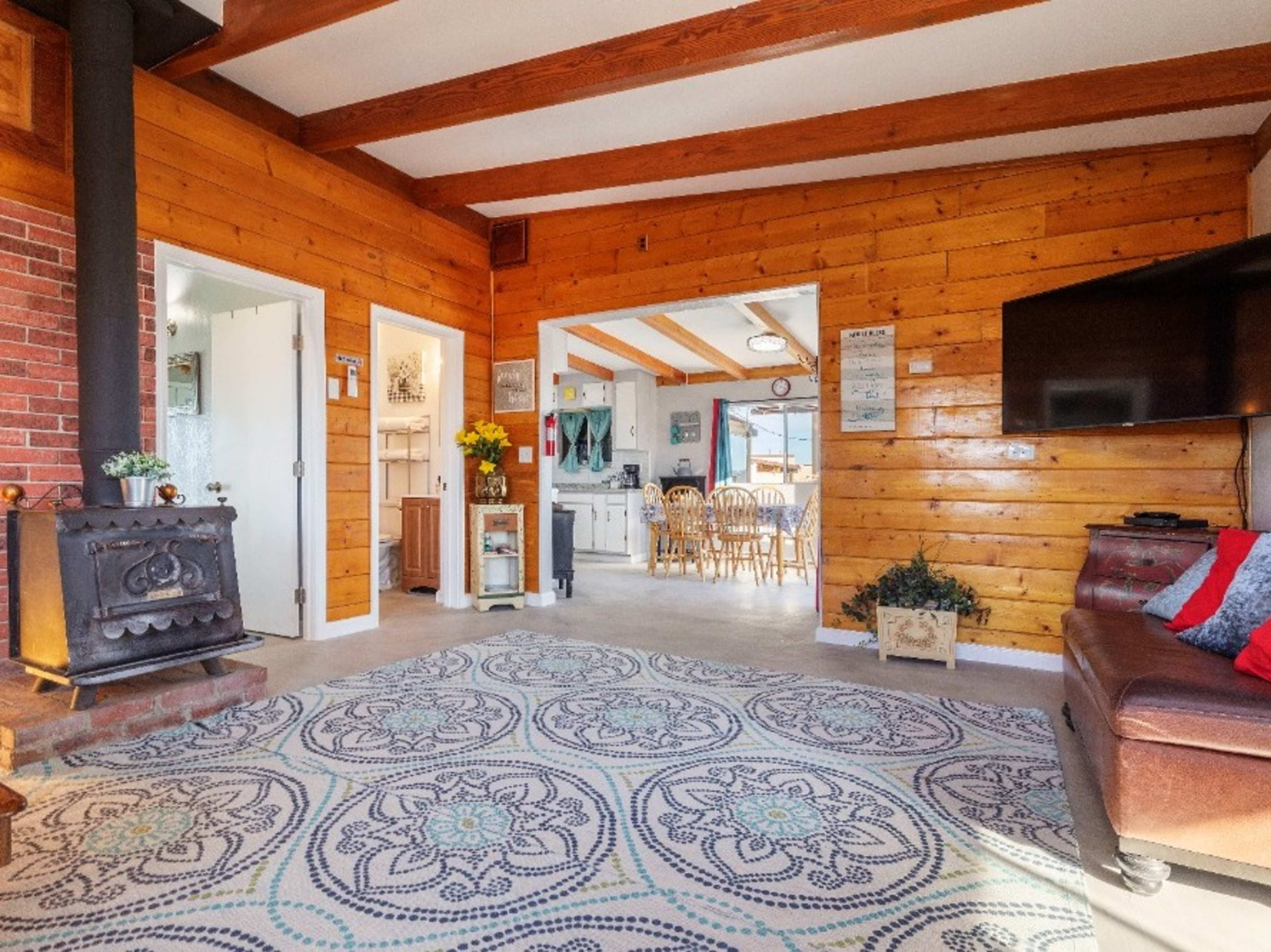 House 1 | The Cabin Retreat