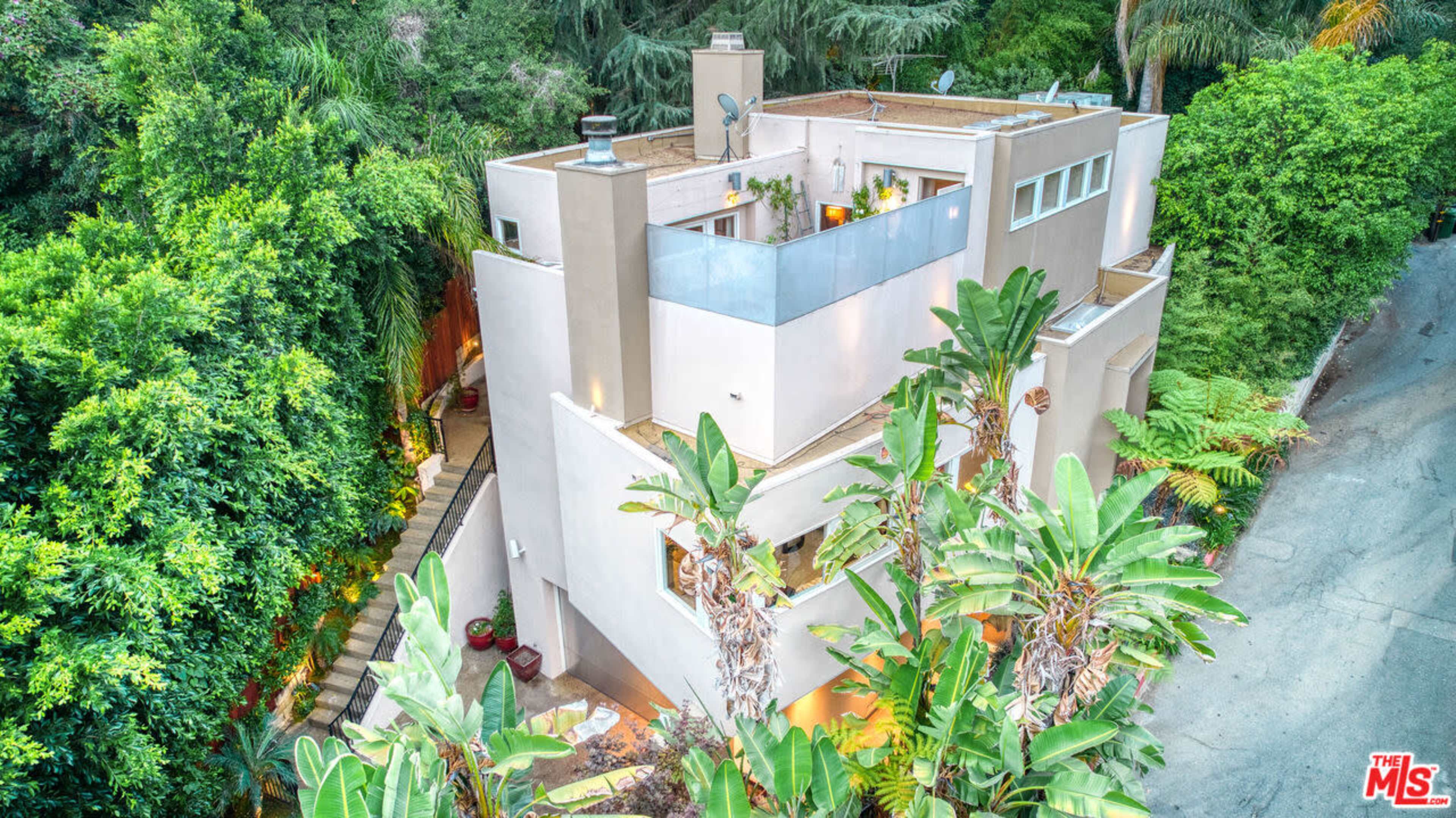 Luxe Laurel Canyon Retreat with Plunge Pool & Spa Image in Central LA, Los Angeles, CA