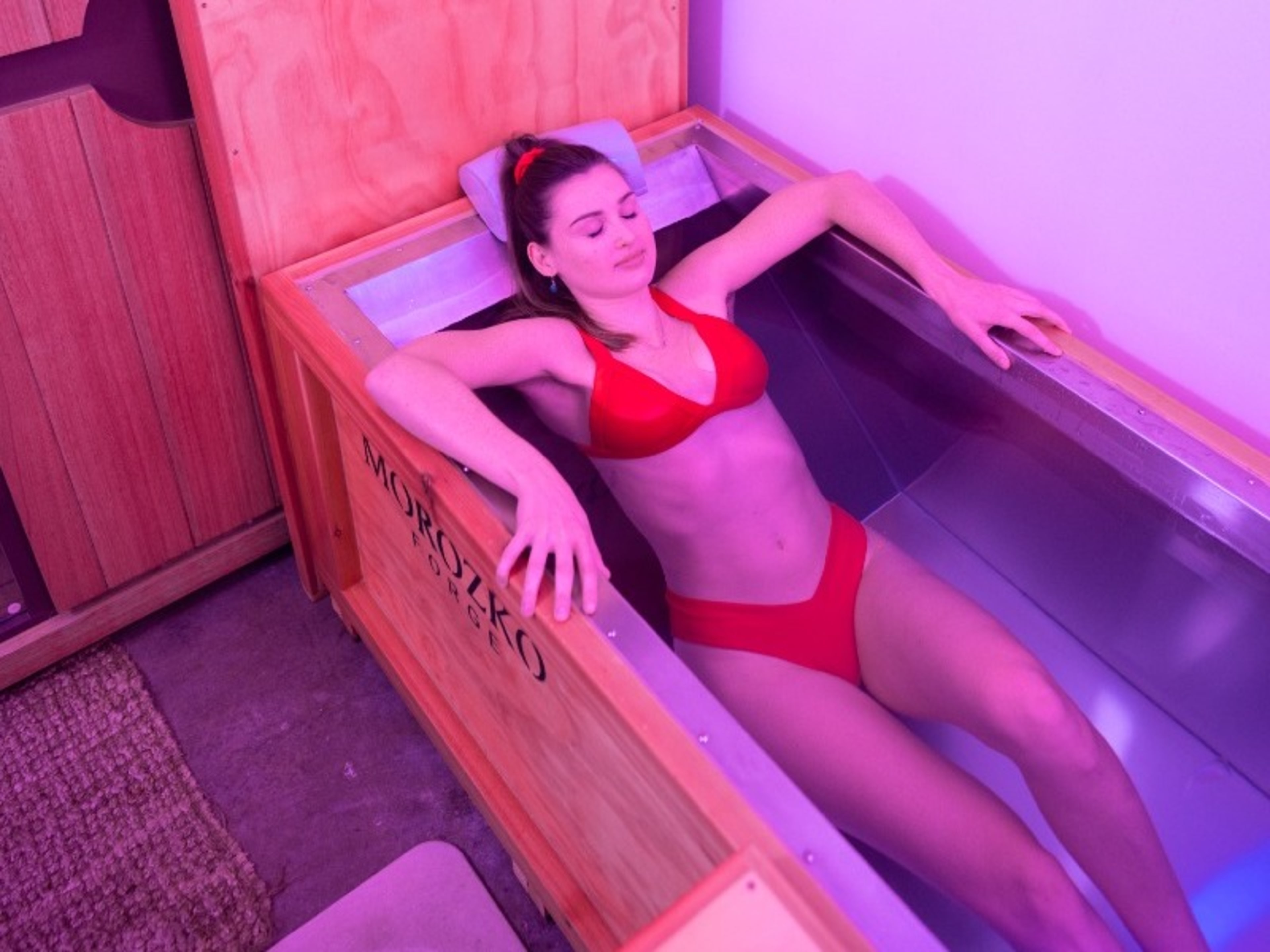 Free Sauna and Icebath