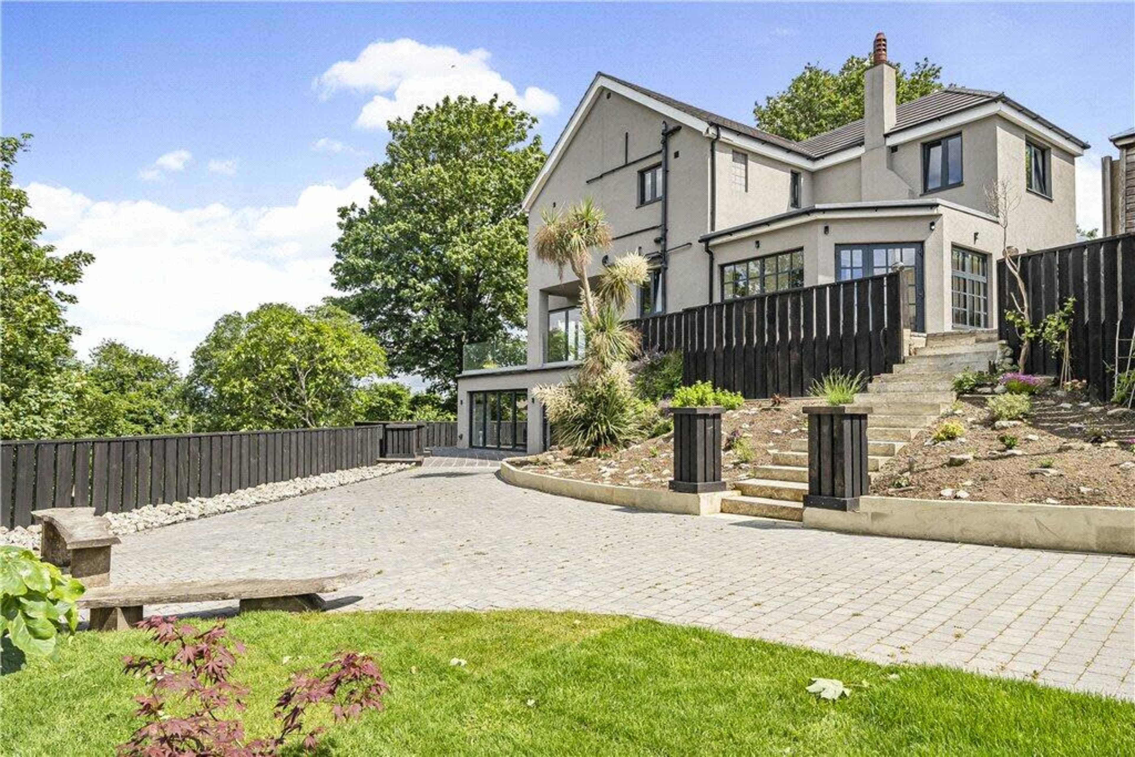 Luxury Multi-Level London Loft for Photo & Film Shoots Image in Belvedere, London, ENG