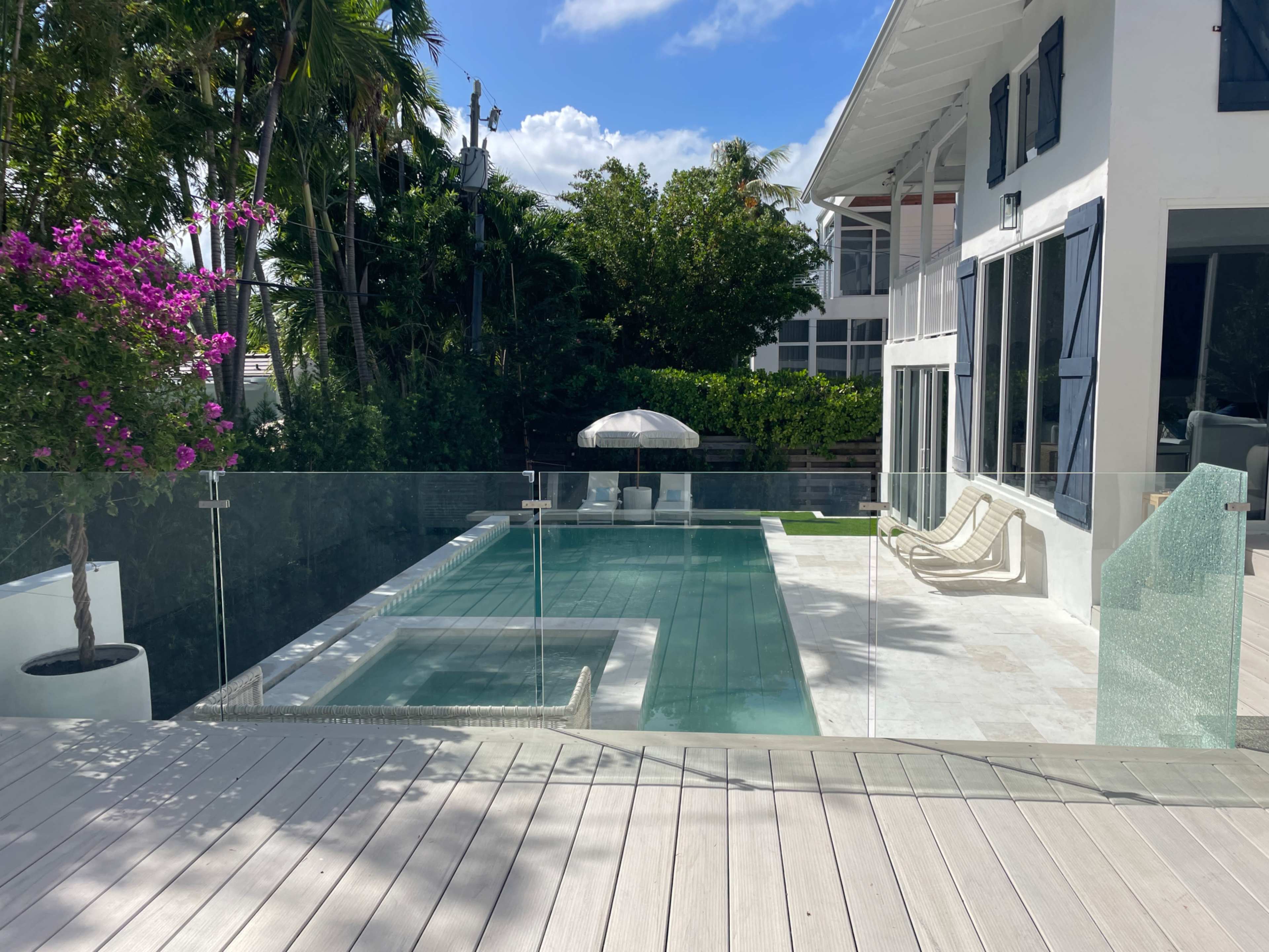 Luxury Costal Style pool are Image in Key Biscayne, Key Biscayne, FL
