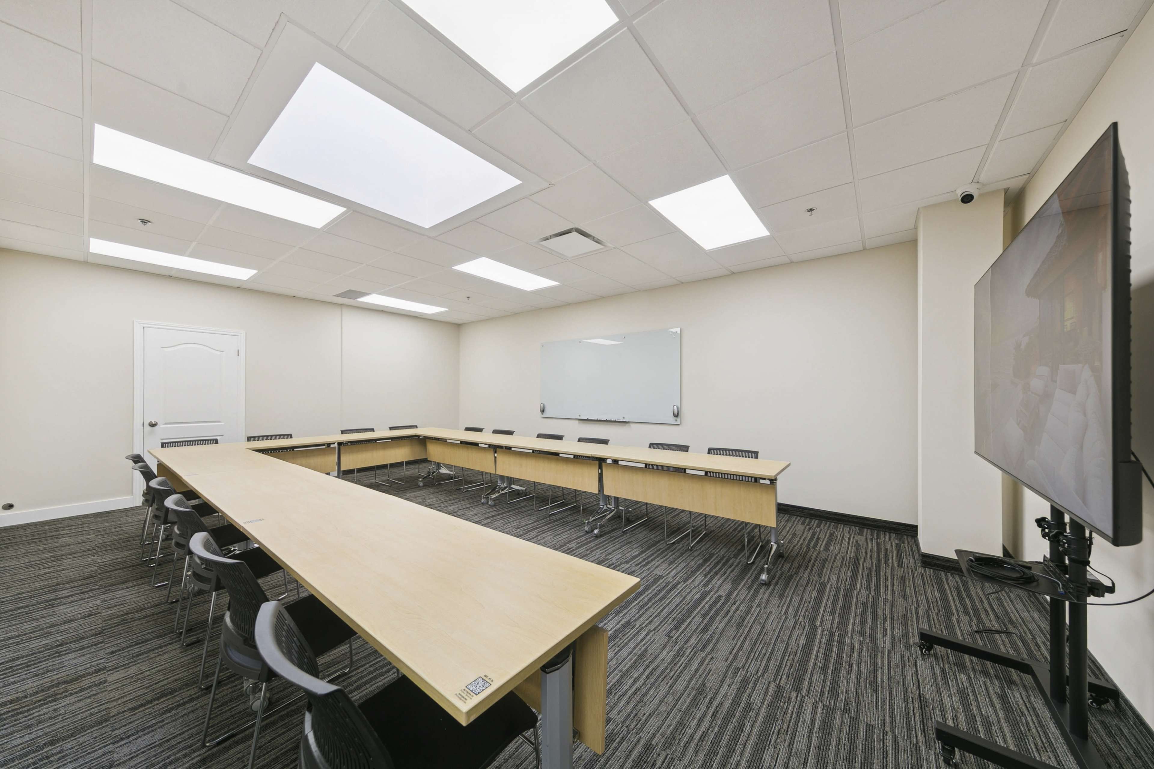 20-Person Conference Room Image in Mississauga, Mississauga, ON