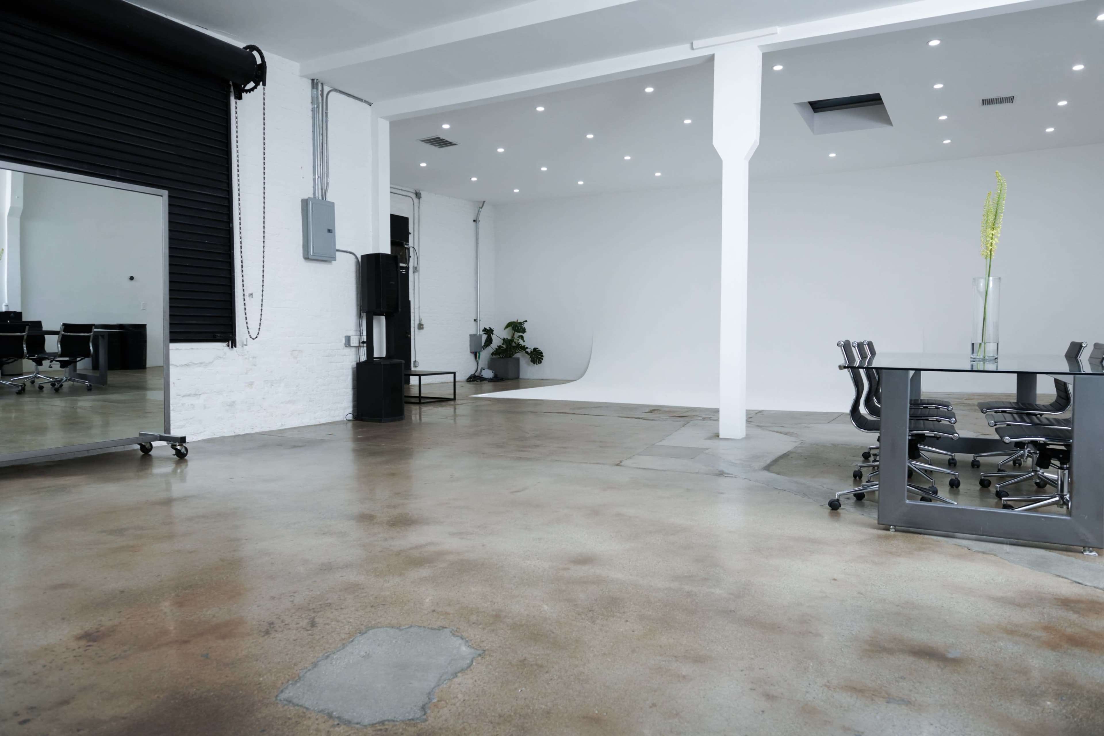 Modern Industrial Photo & Video Studio with Cyc Wall Image in Boyle Heights, Los Angeles, CA