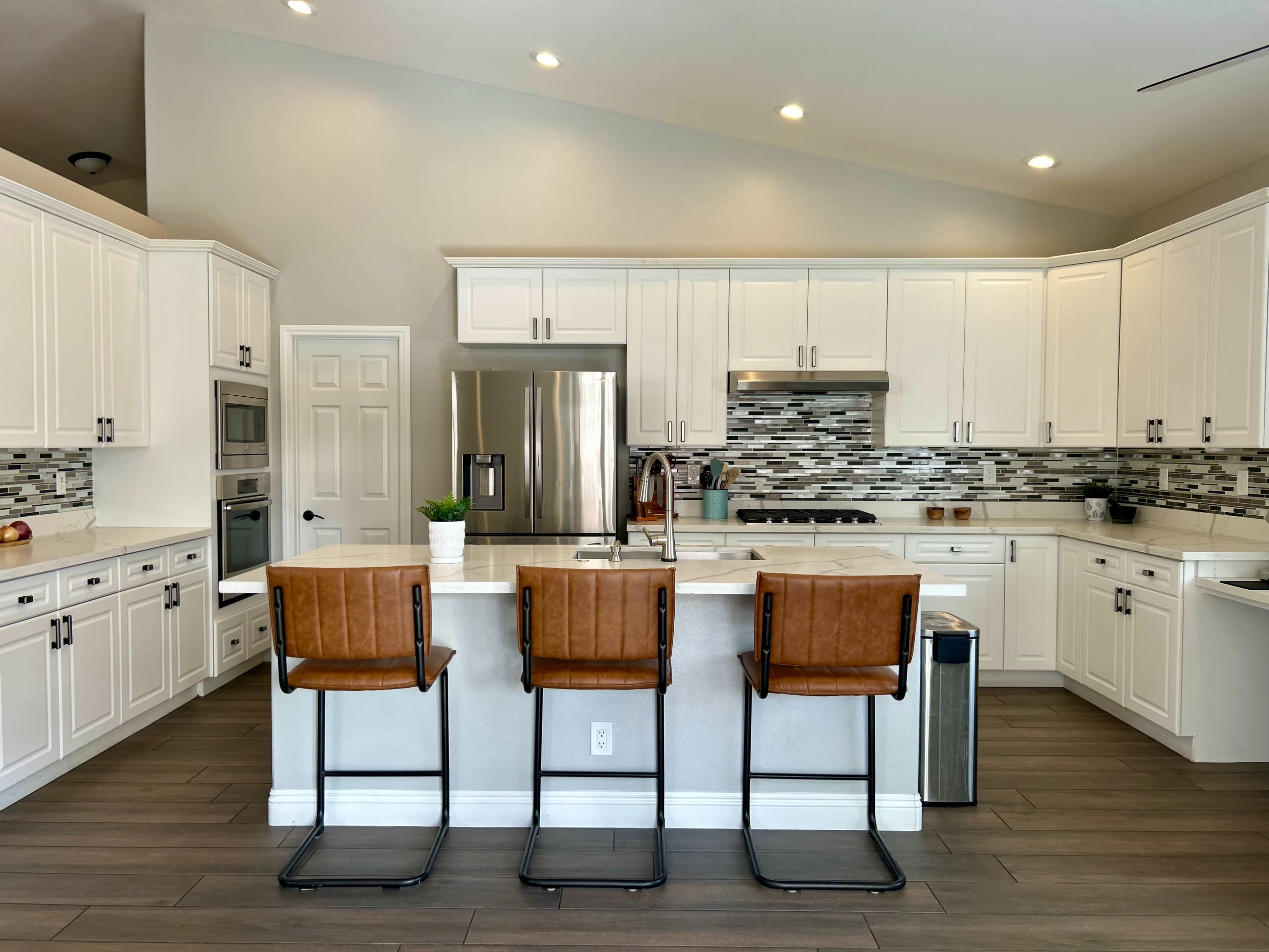 Modern Minimalist home — Open Layout + Poolside Yard Image in Spring Valley, Las Vegas, NV