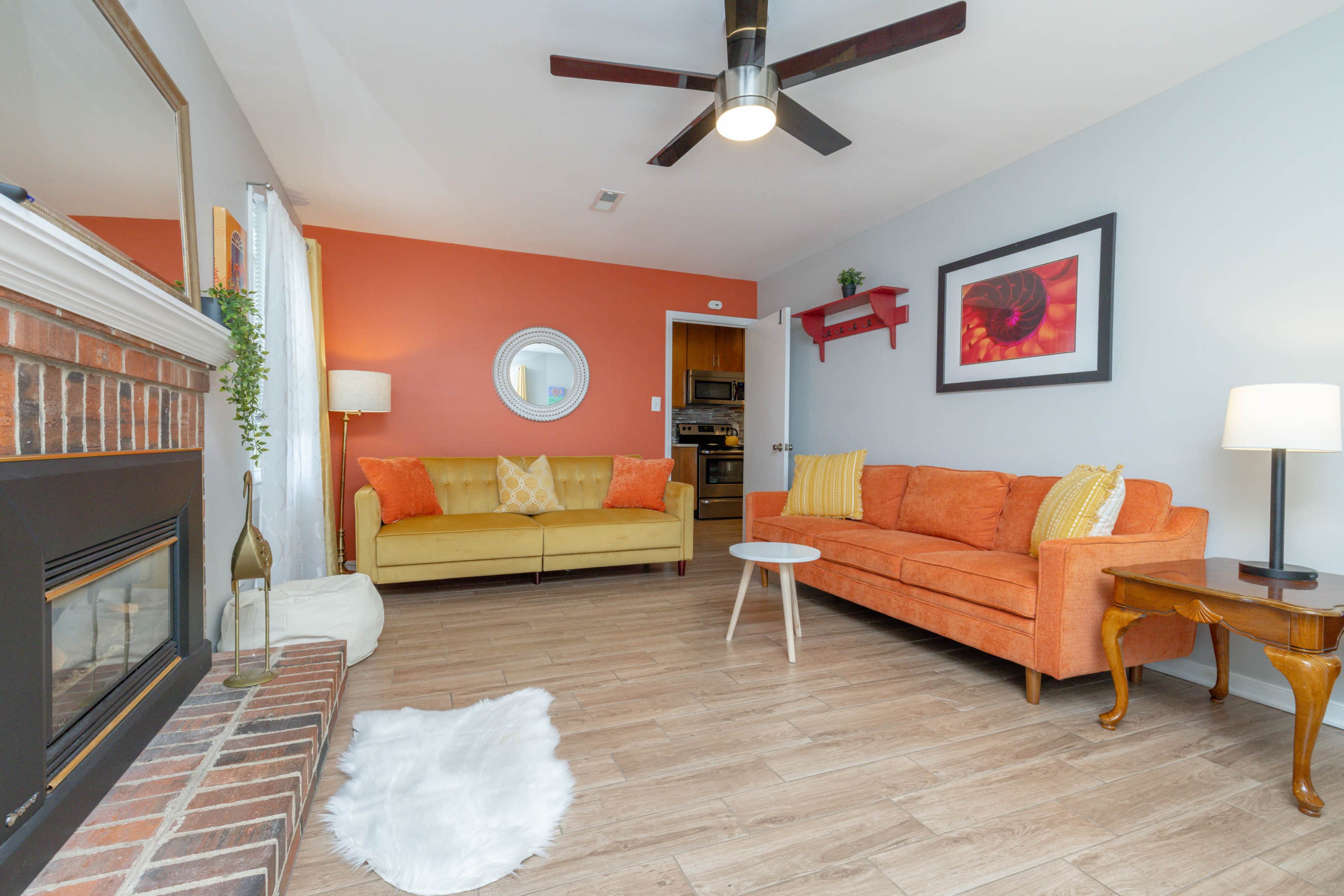 A nostalgic 1960s gem made for photos, content creation, and creative gatherings. Image in Beaufont, Richmond, VA