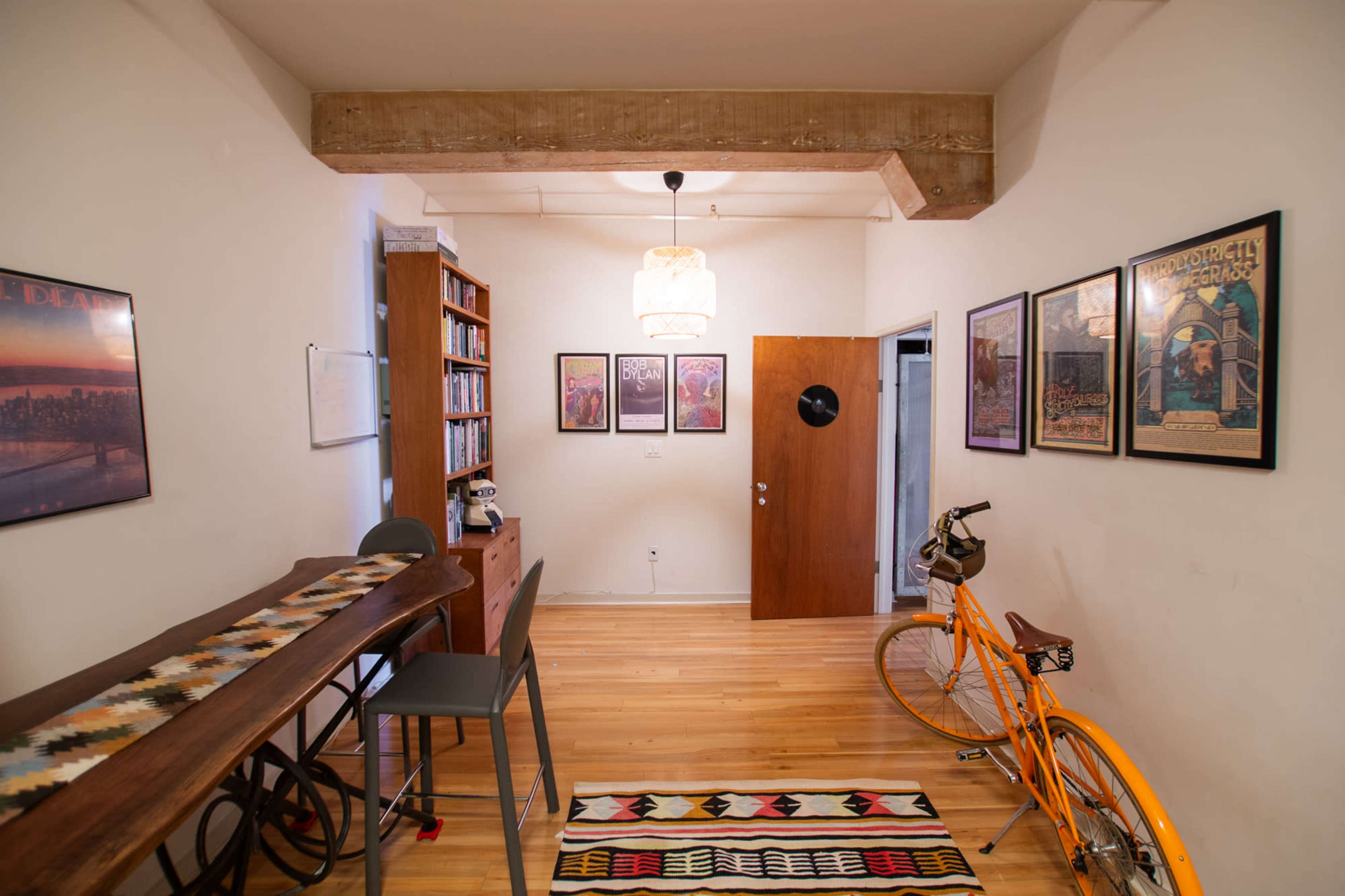 Creative Communal Workspace ideal for daytime and evening gatherings Image in Mission District, san francisco, CA