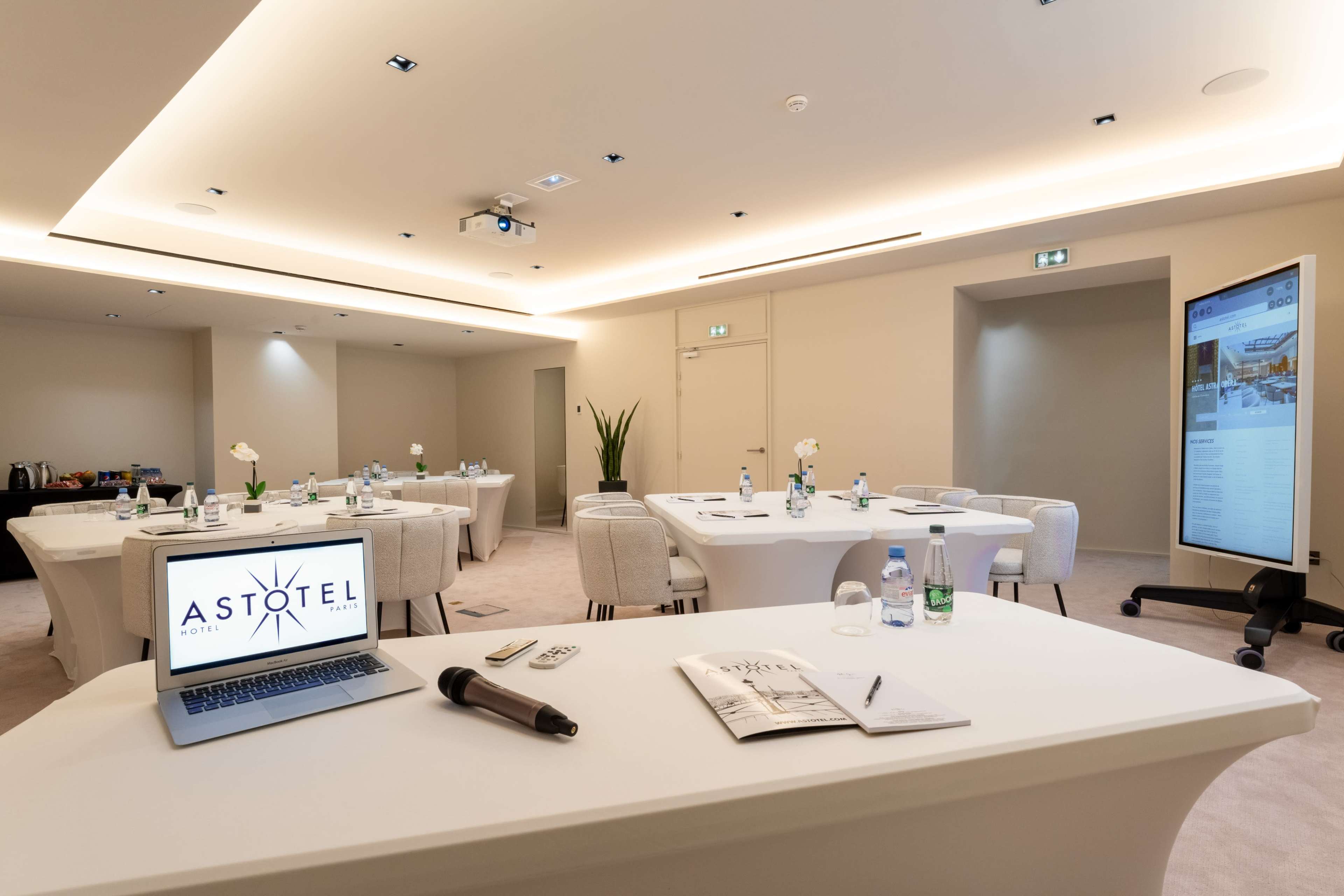 Salle de réunion - hôtel 4 étoile - quartier Opéra Paris Image dans Chaussée-d'Antin, Paris, 