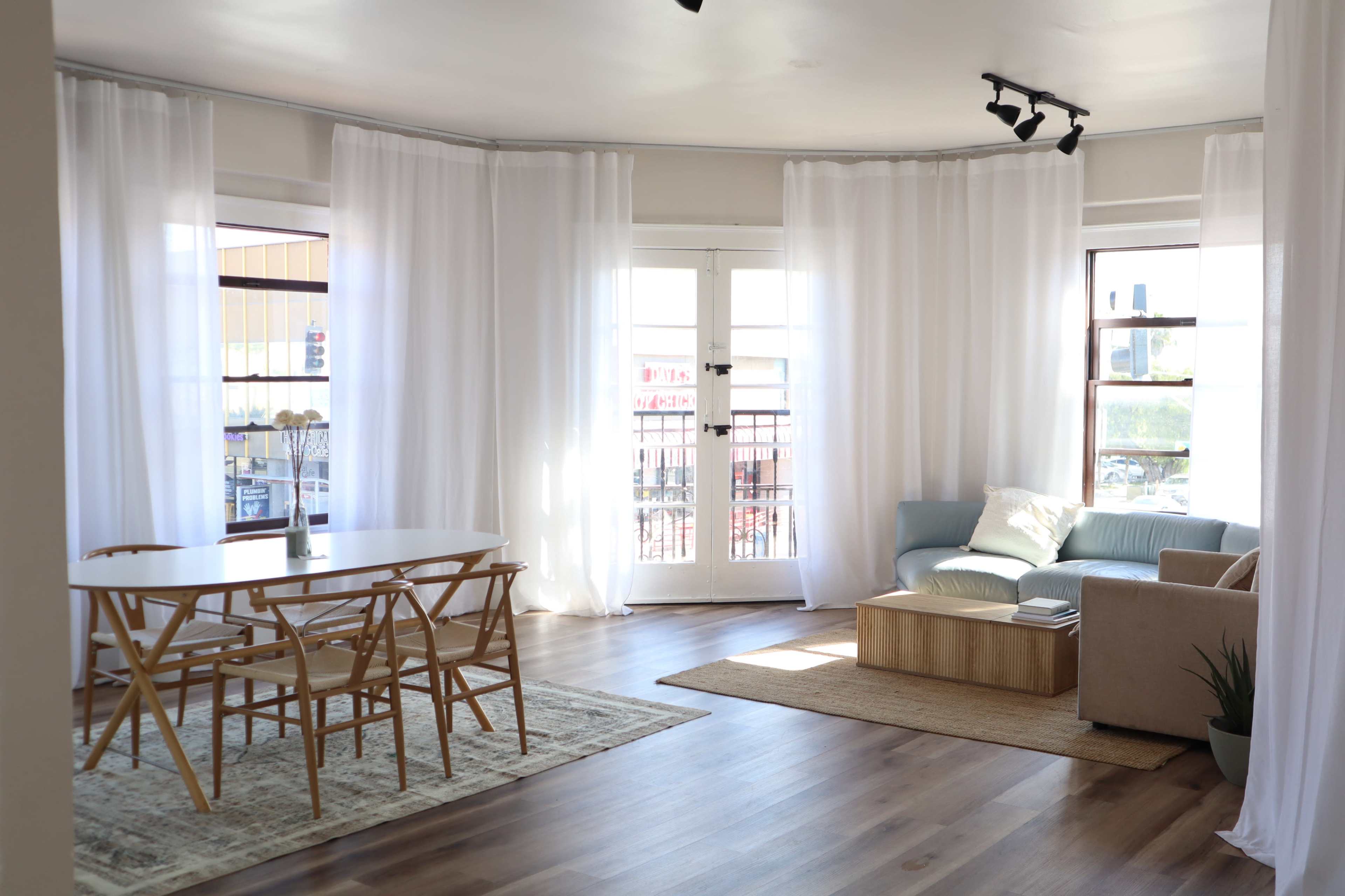 Bright & Airy Creative Studio by the Beach Image in Pacific Beach, Pacific Beach, CA