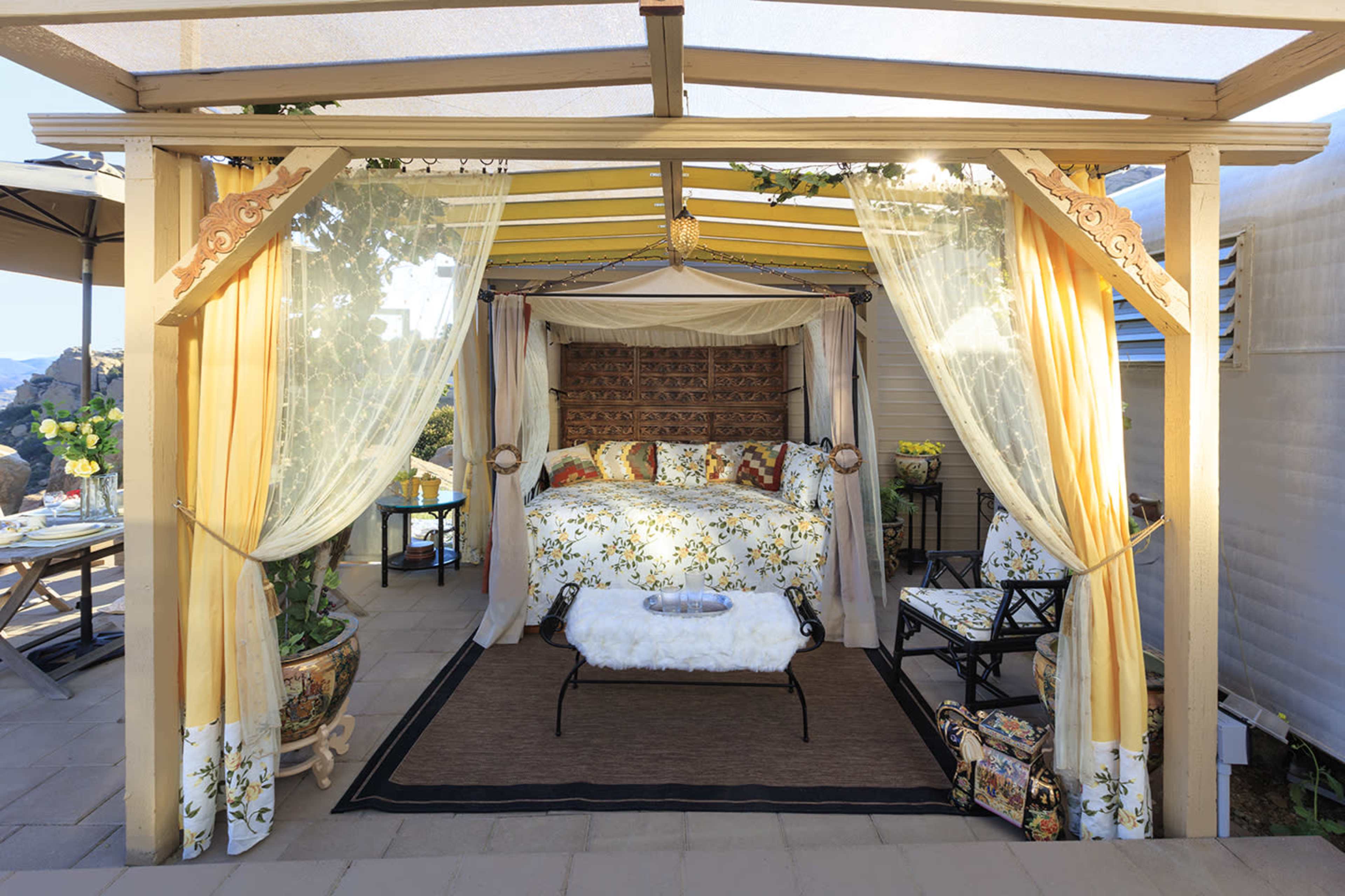 Ultimate glamping view location. Collectible designer vintage trailer. Image in , CHATSWORTH, CA