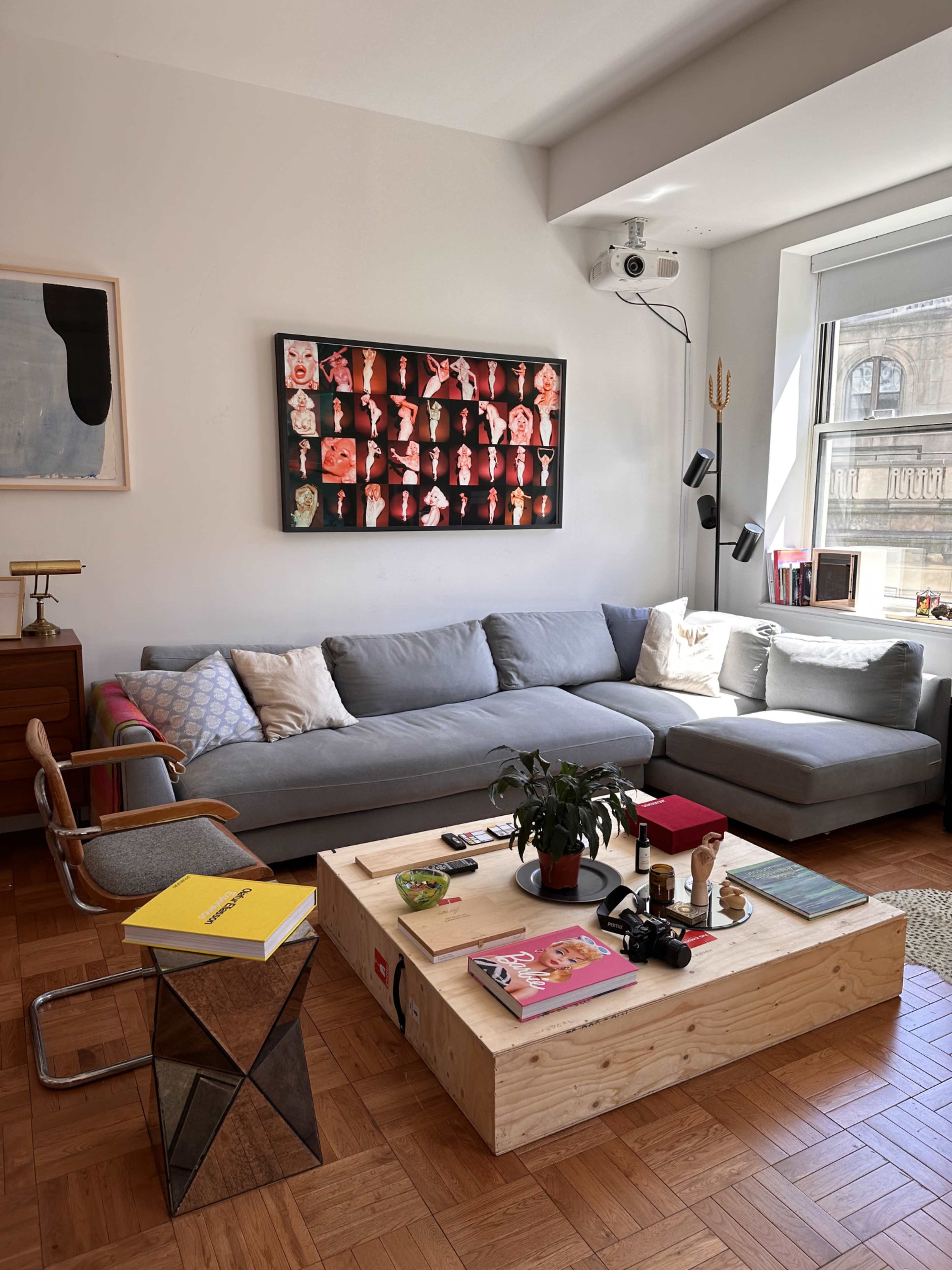 Stylish Contemporary Manhattan Condo on the 22nd floor Image in Lower Manhattan, New York, NY