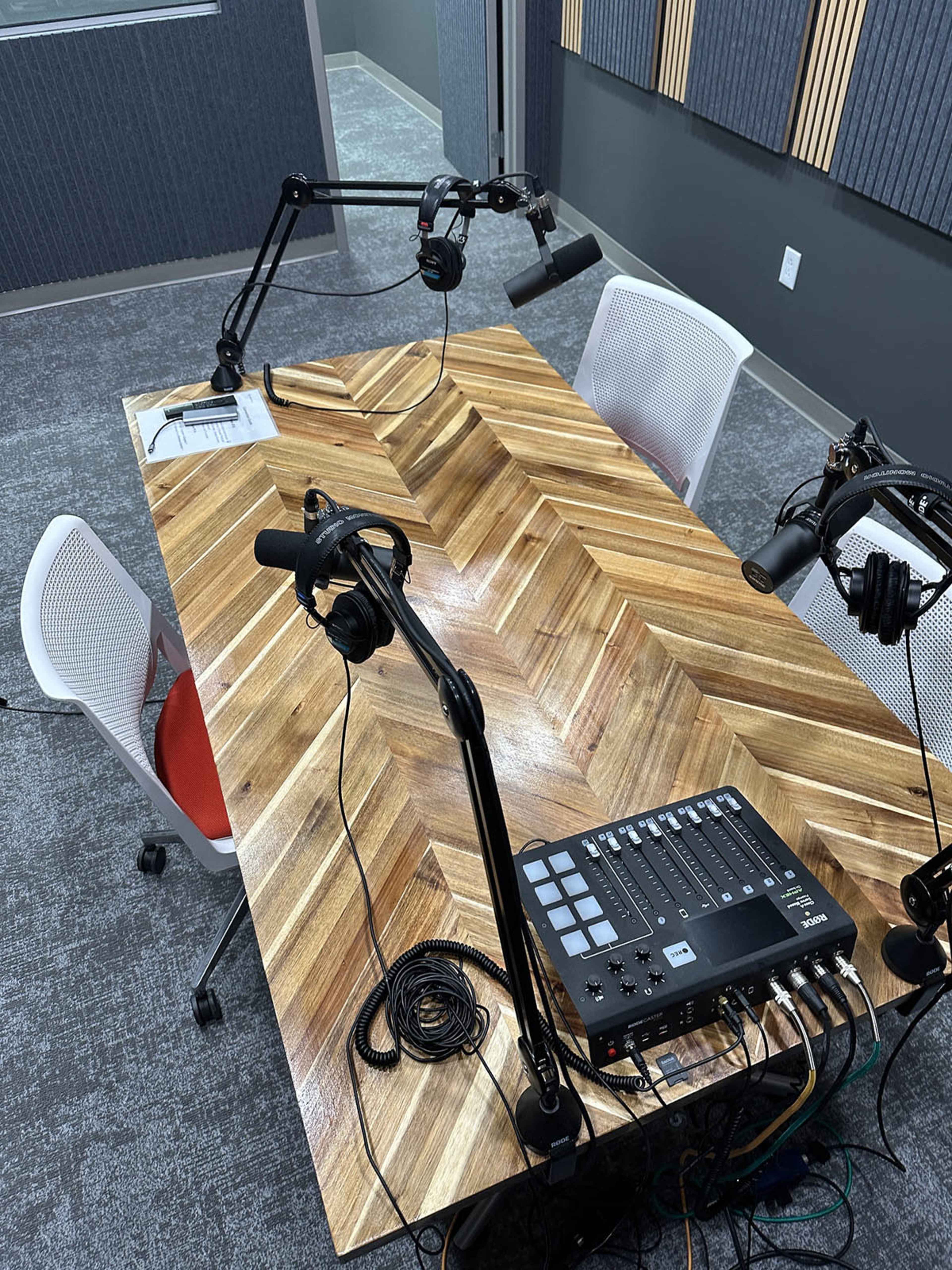 Podcast Studio Image in Brentwood, Brentwood, TN